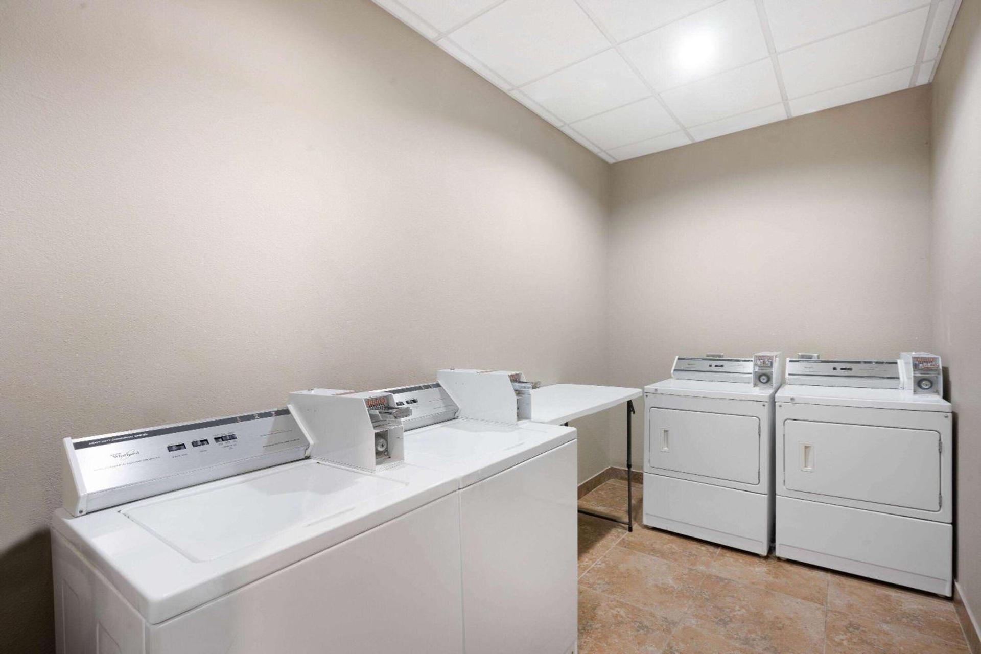 La Quinta by Wyndham Houston Energy Corridor photo 10
