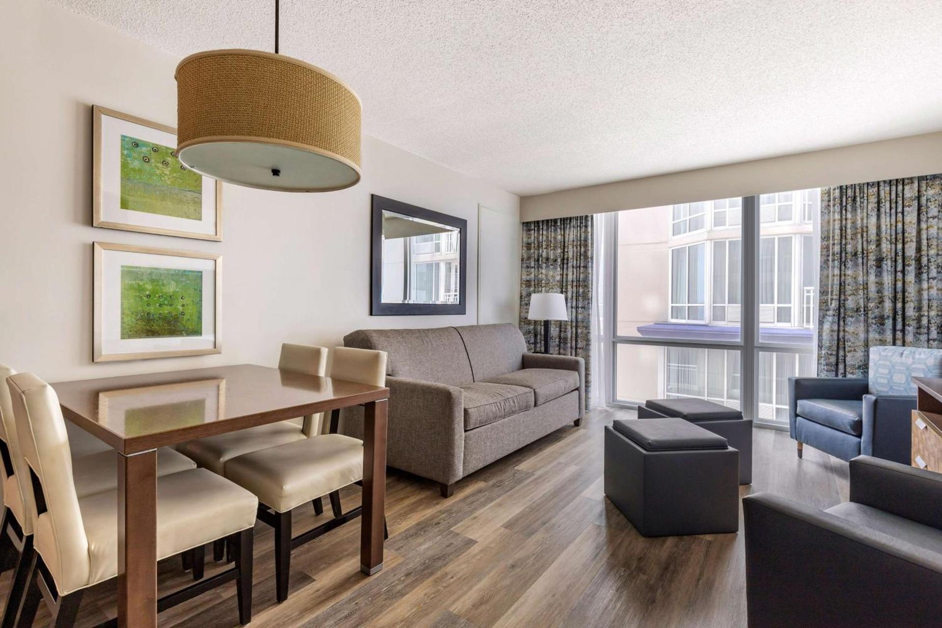 Hilton Vacation Club Oceanaire Virginia Beach photo 49