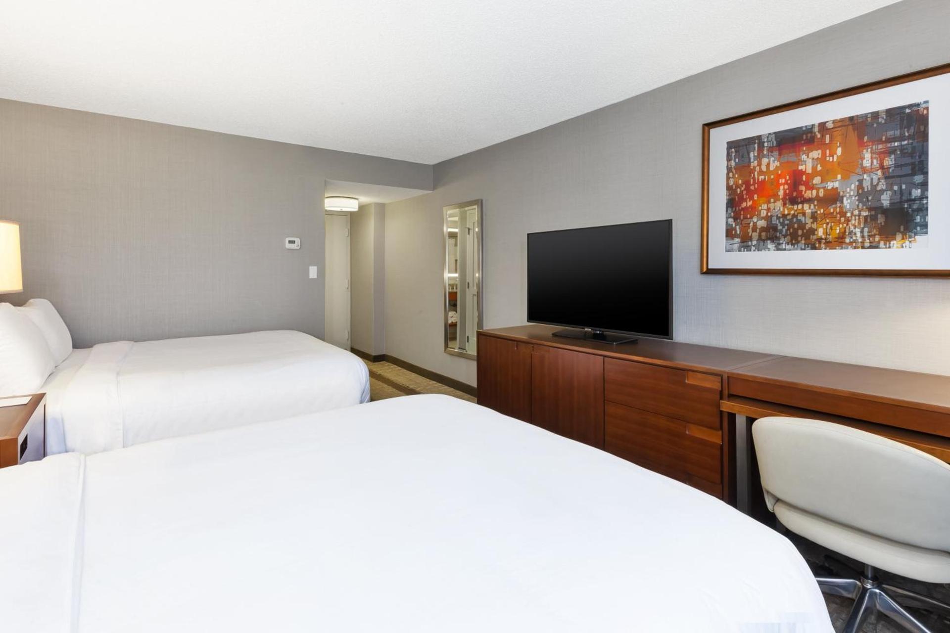 Crowne Plaza Dulles Airport by IHG photo 11
