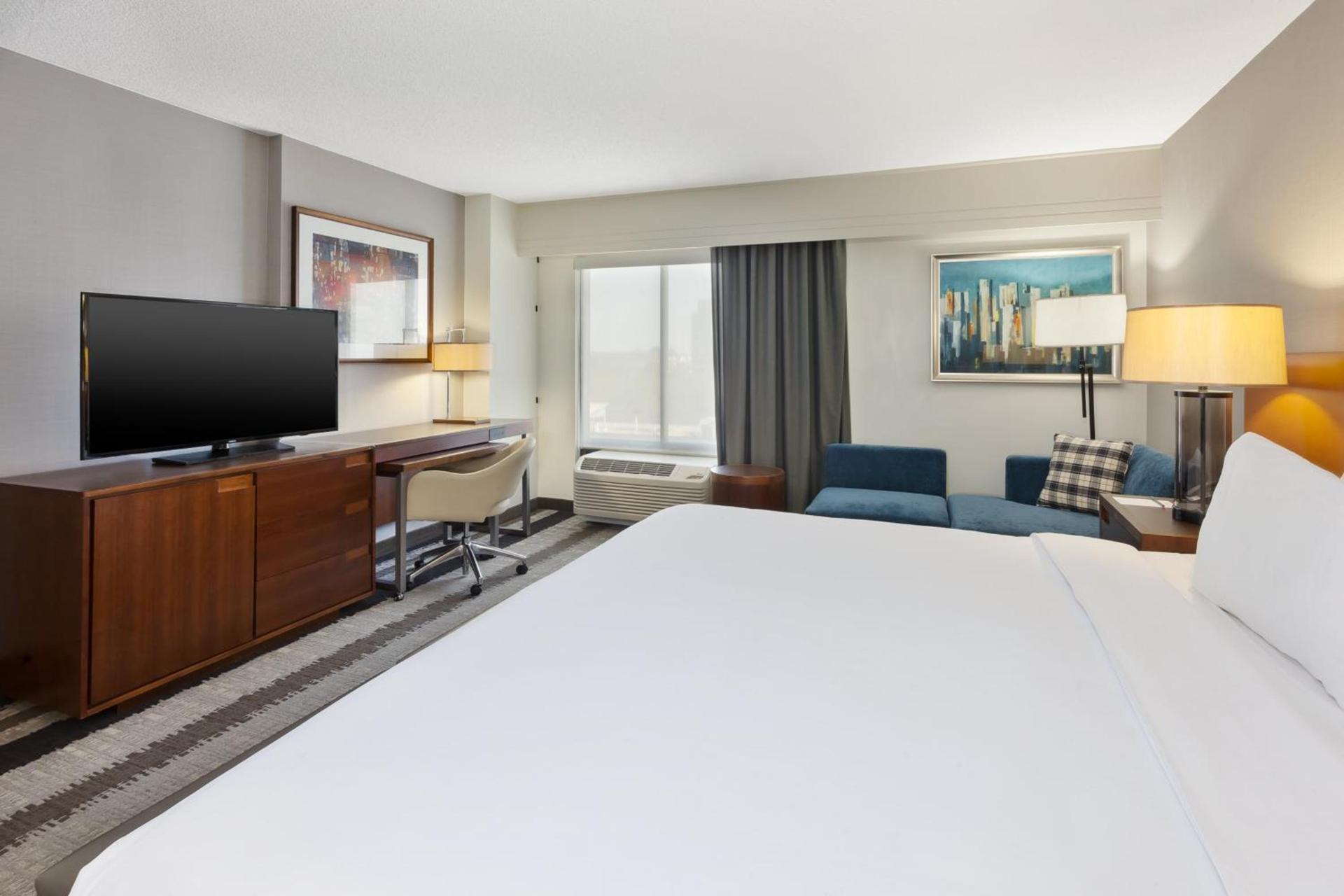 Crowne Plaza Dulles Airport by IHG photo 68