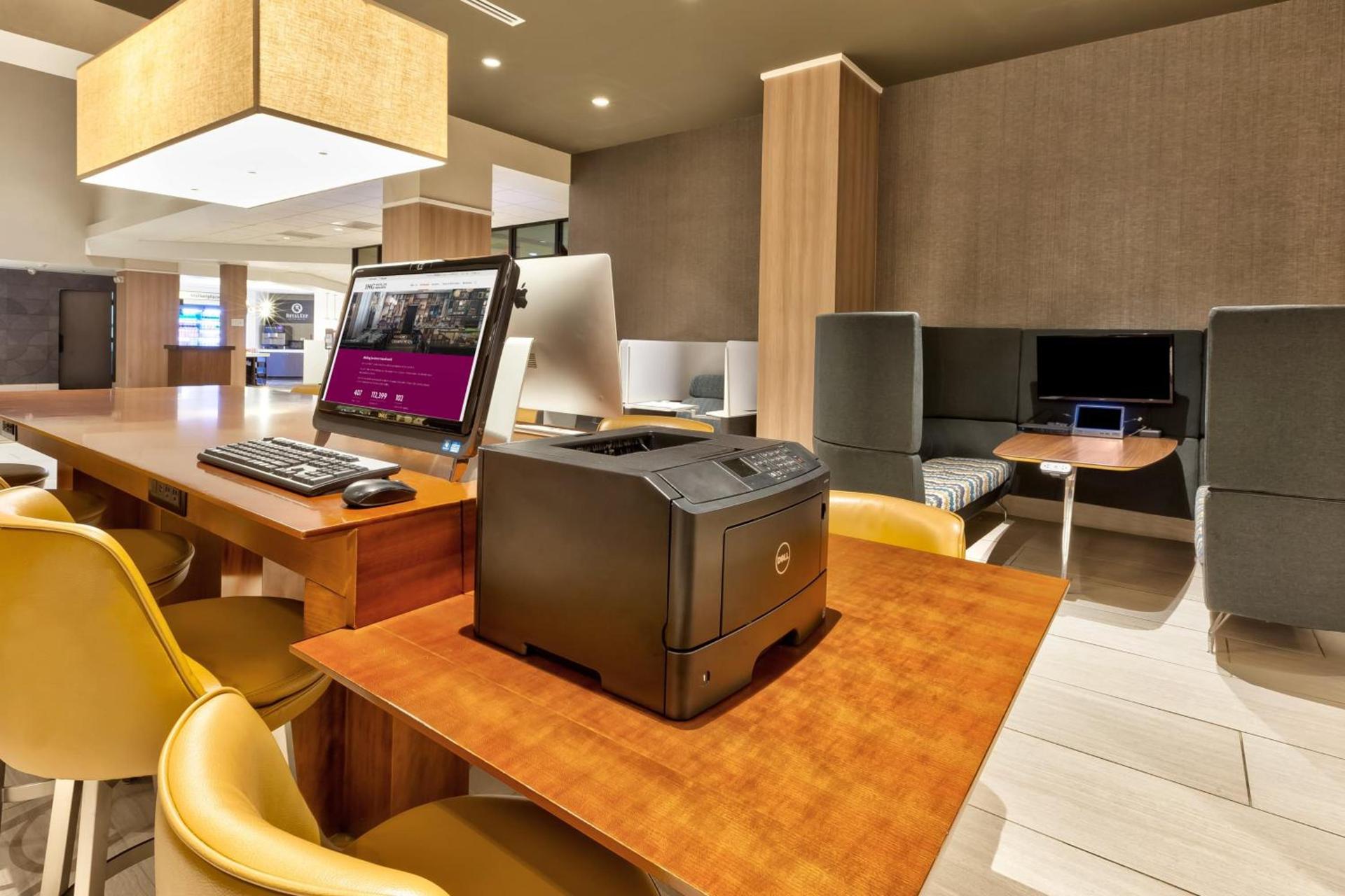 Crowne Plaza Dulles Airport by IHG photo 18