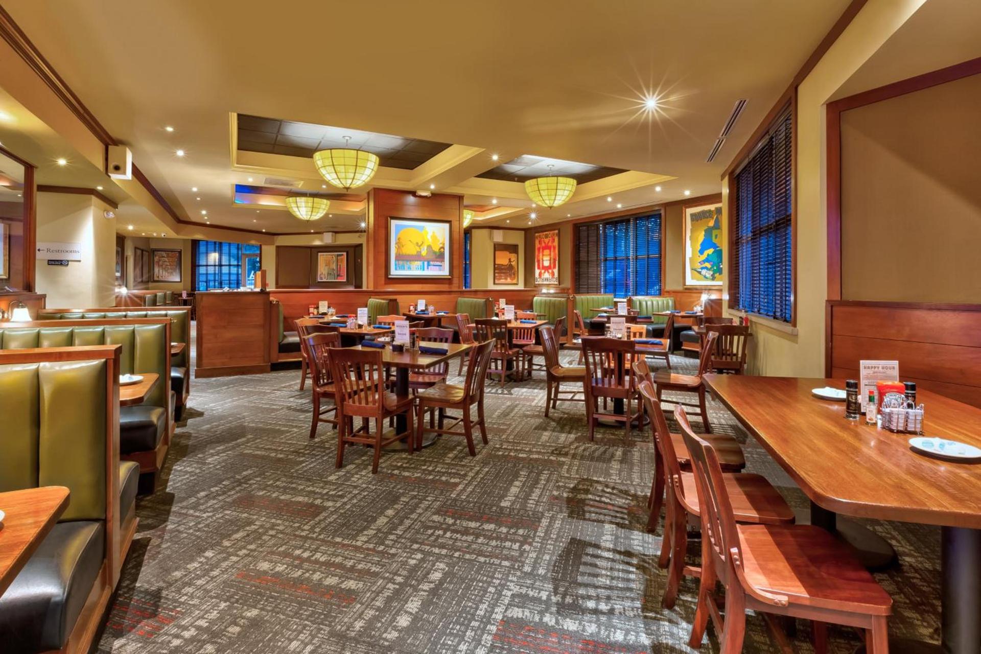 Crowne Plaza Dulles Airport by IHG photo 87