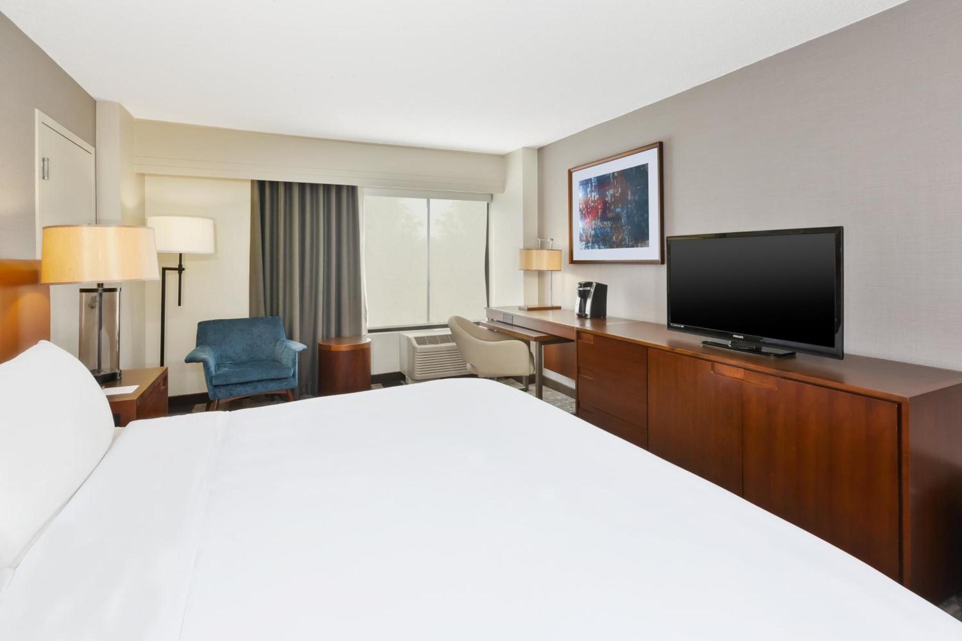 Crowne Plaza Dulles Airport by IHG photo 76