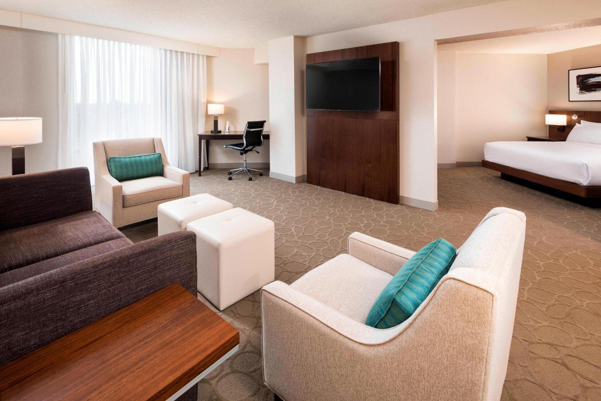 Delta Hotels by Marriott Minneapolis Northeast photo 6