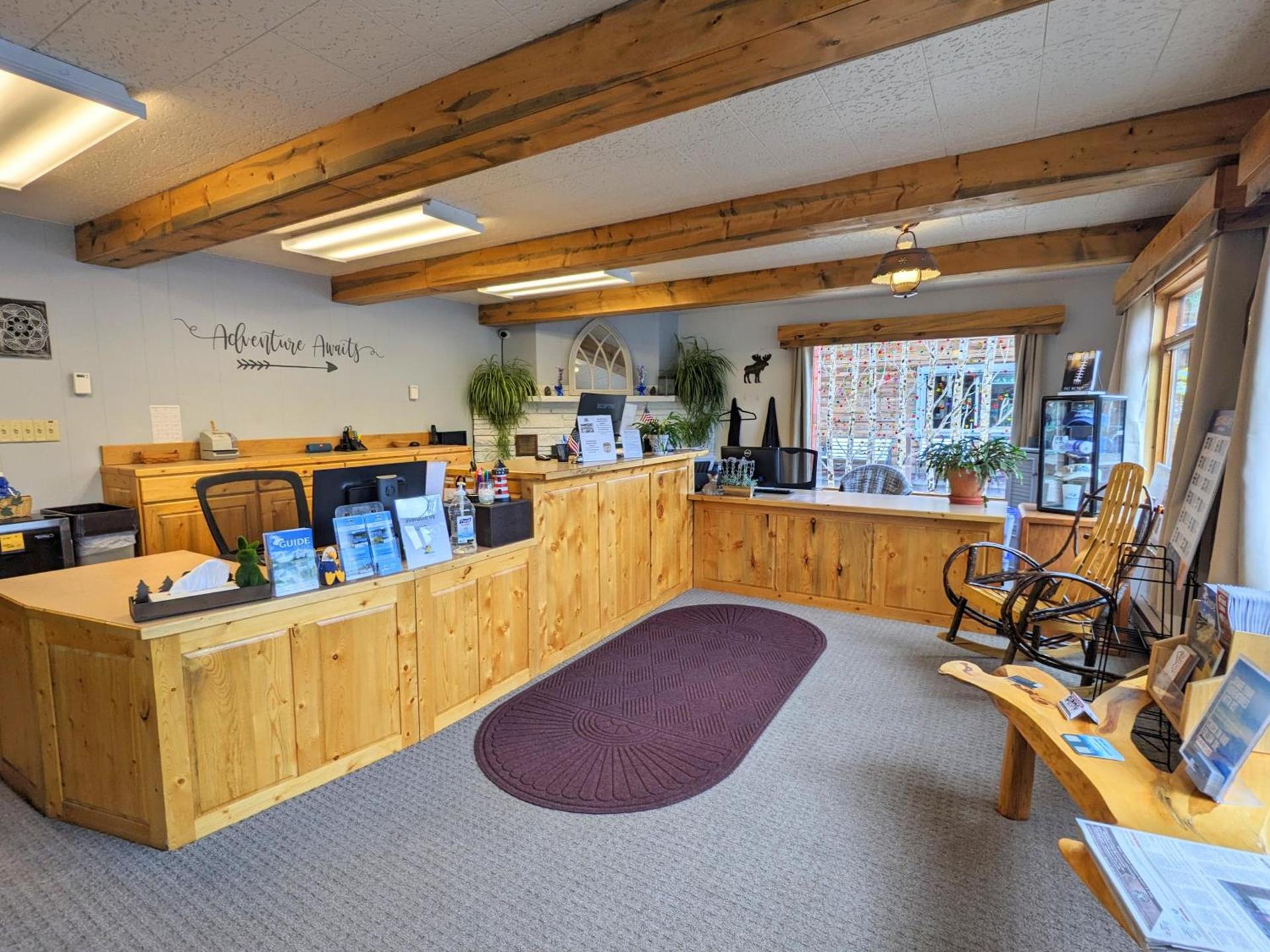 Western Riviera Lakeside Lodging photo 33