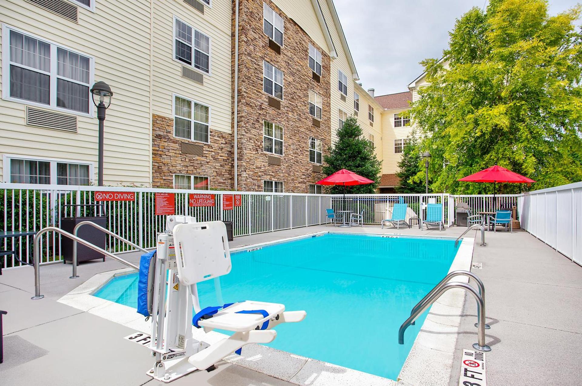 TownePlace Suites Knoxville Cedar Bluff photo 2