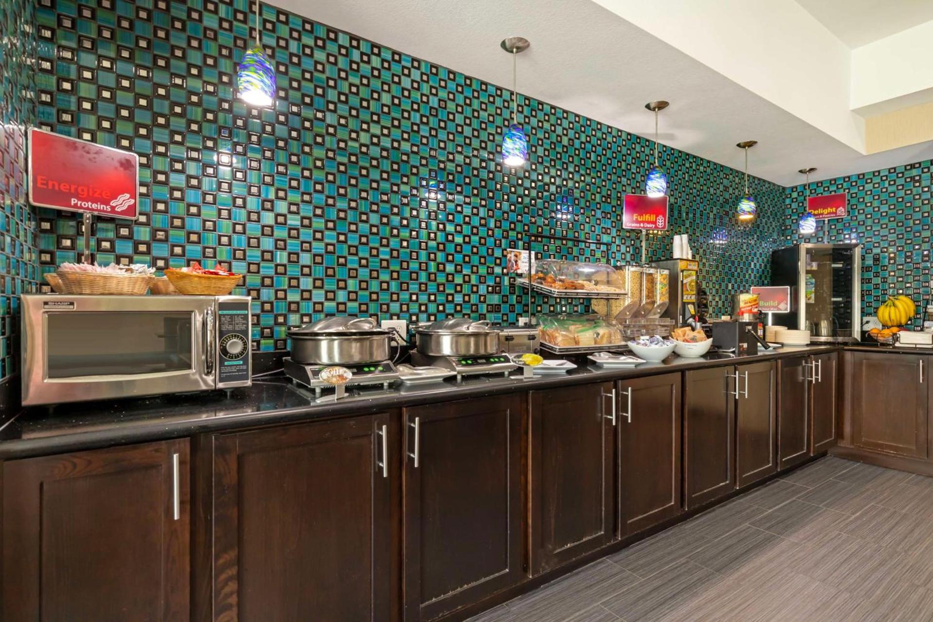 Best Western Plus Pleasanton Hotel photo 4