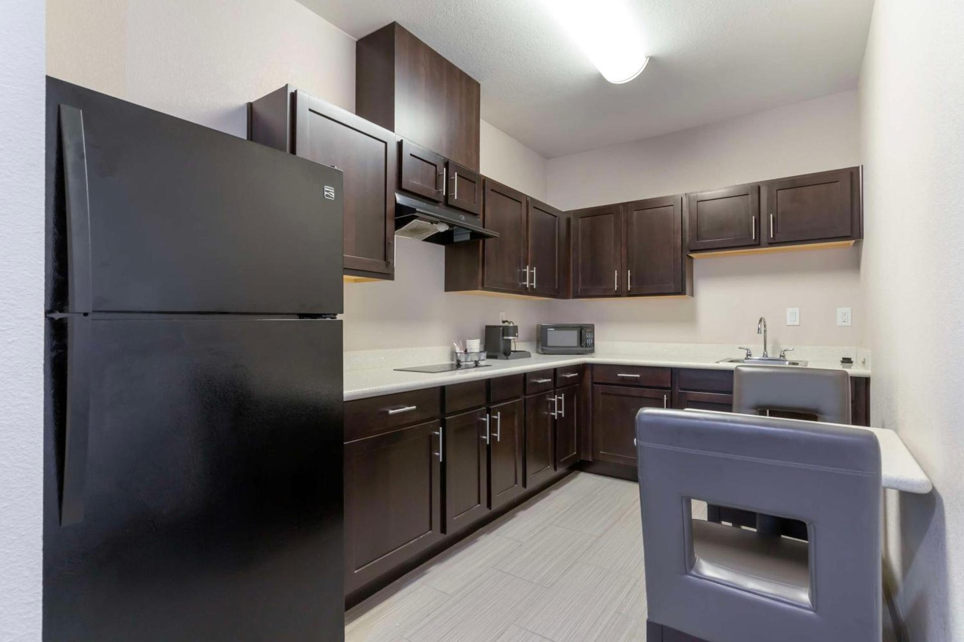 Best Western Plus Pleasanton Hotel photo 6