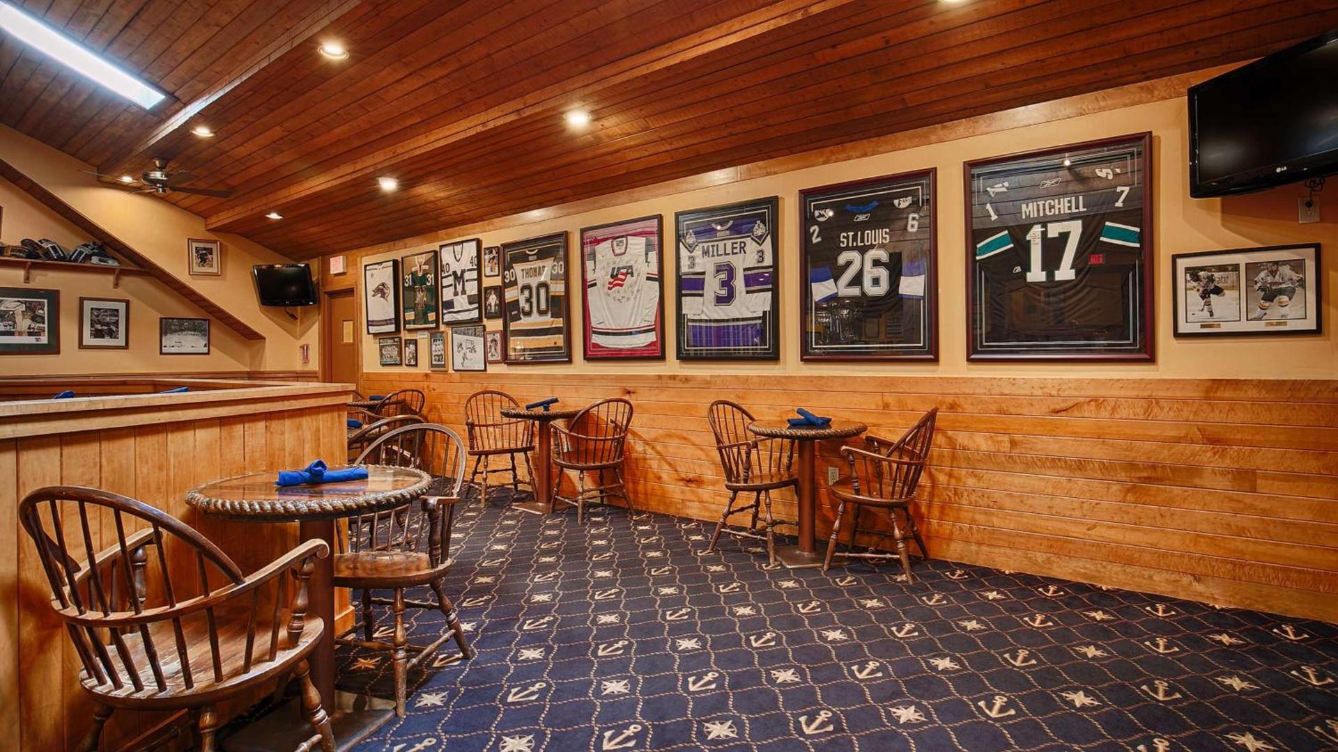 Best Western Plus Windjammer Inn & Conference Center photo 44
