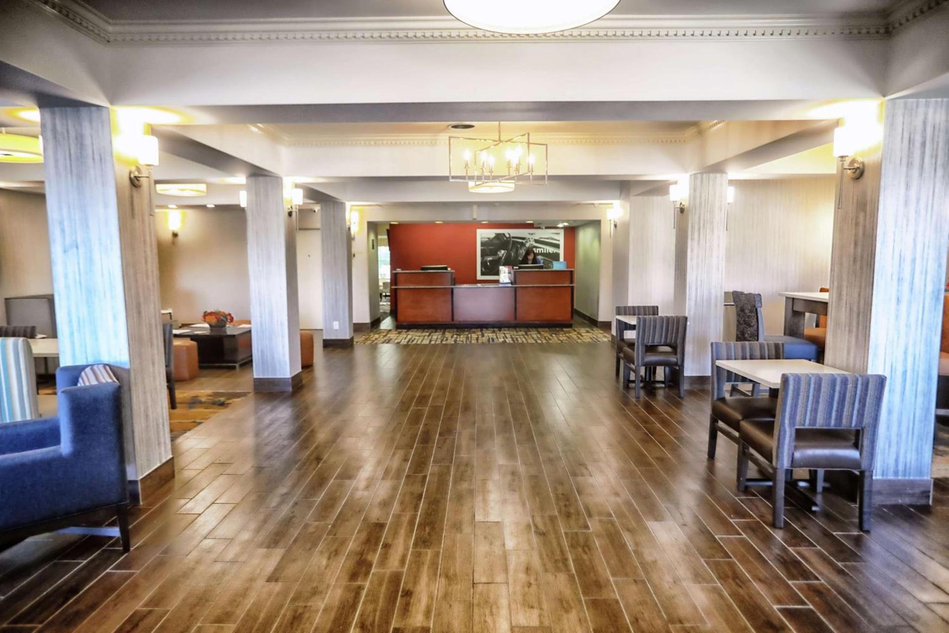 Hampton Inn Marion photo 6