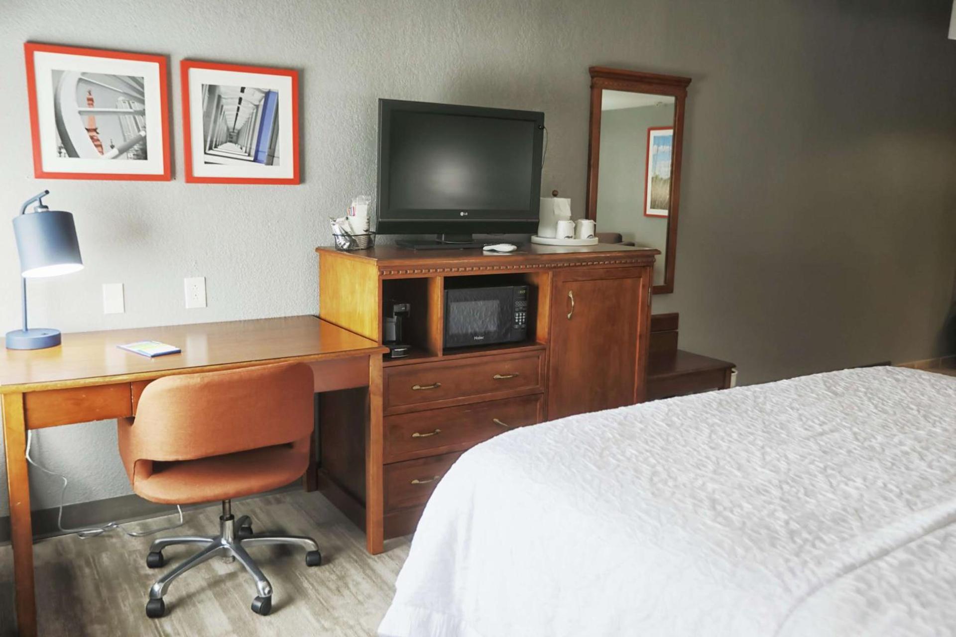 Hampton Inn Marion photo 27