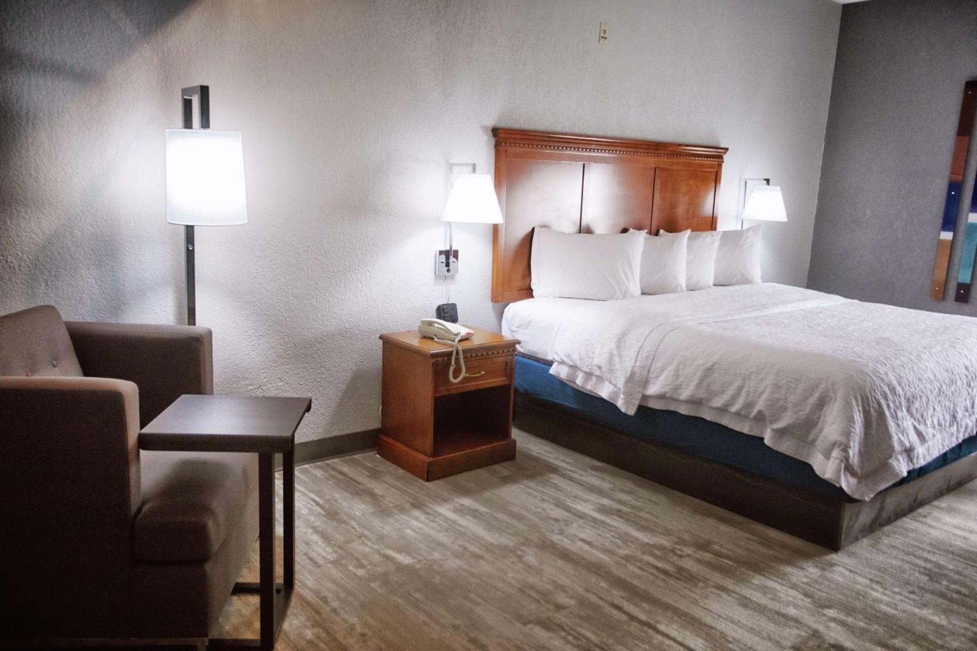 Hampton Inn Marion photo 26