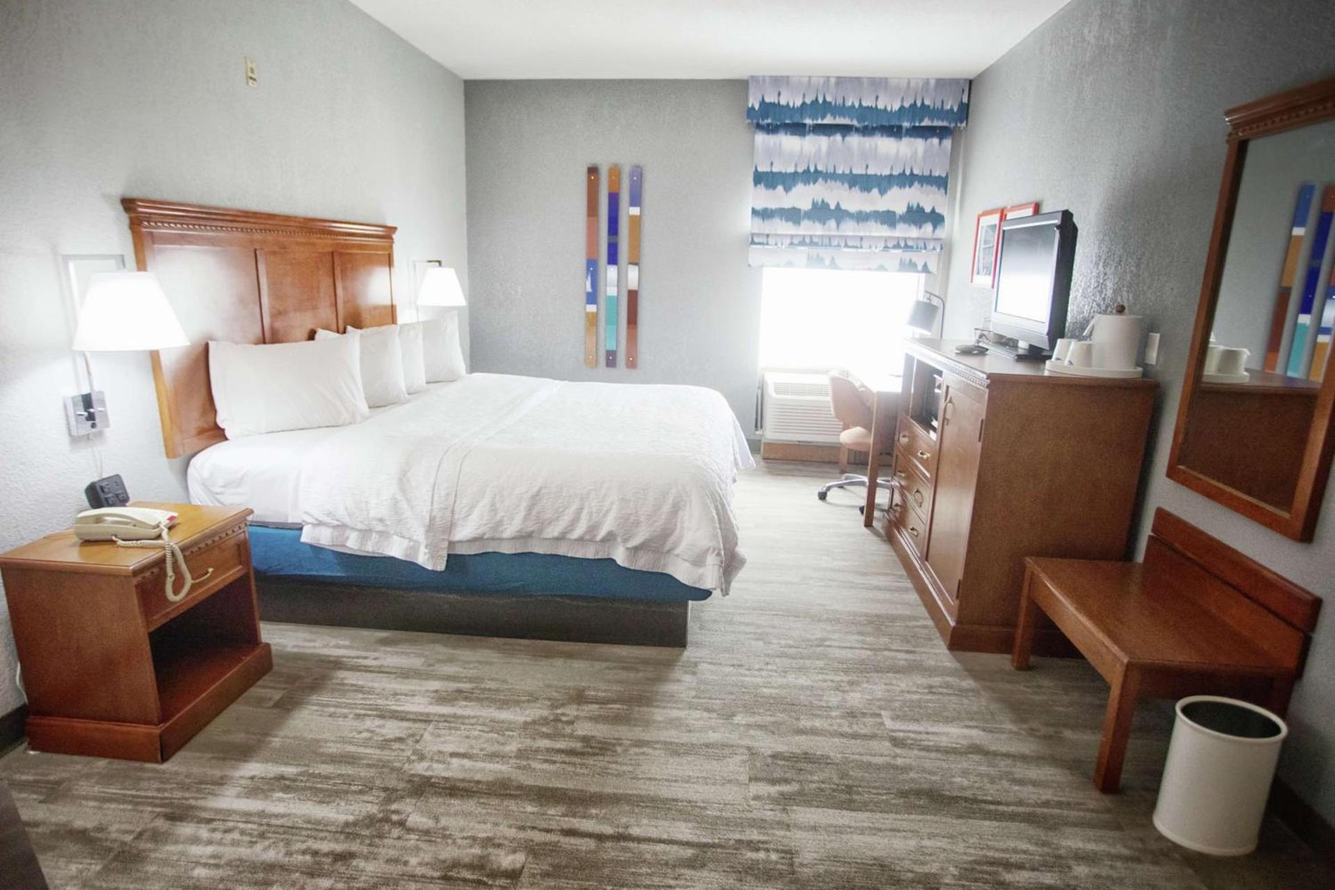 Hampton Inn Marion photo 30