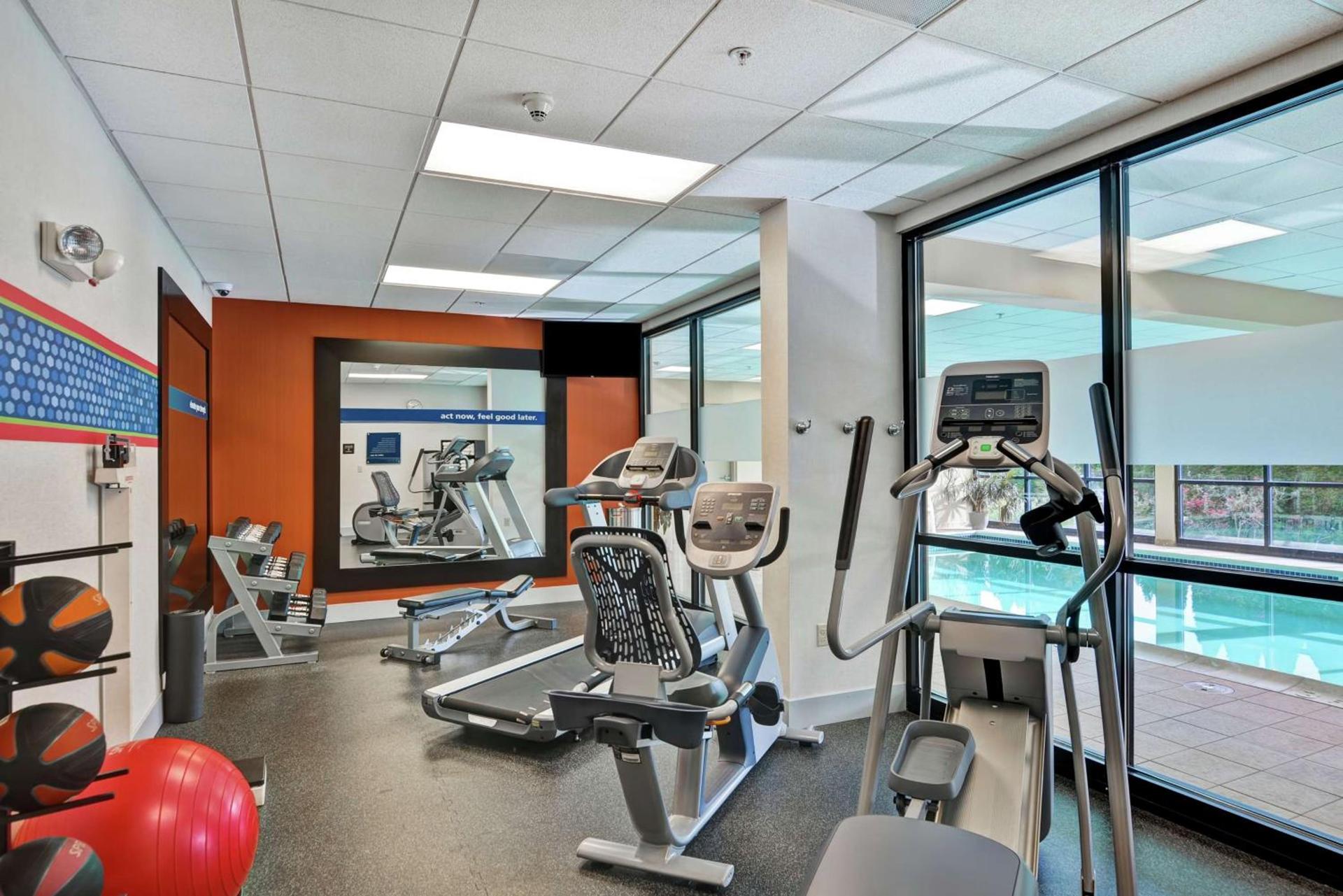 Hampton Inn Lewisburg photo 15