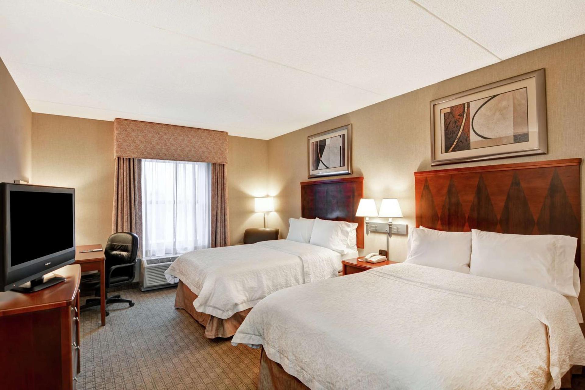 Hampton Inn Lewisburg photo 26