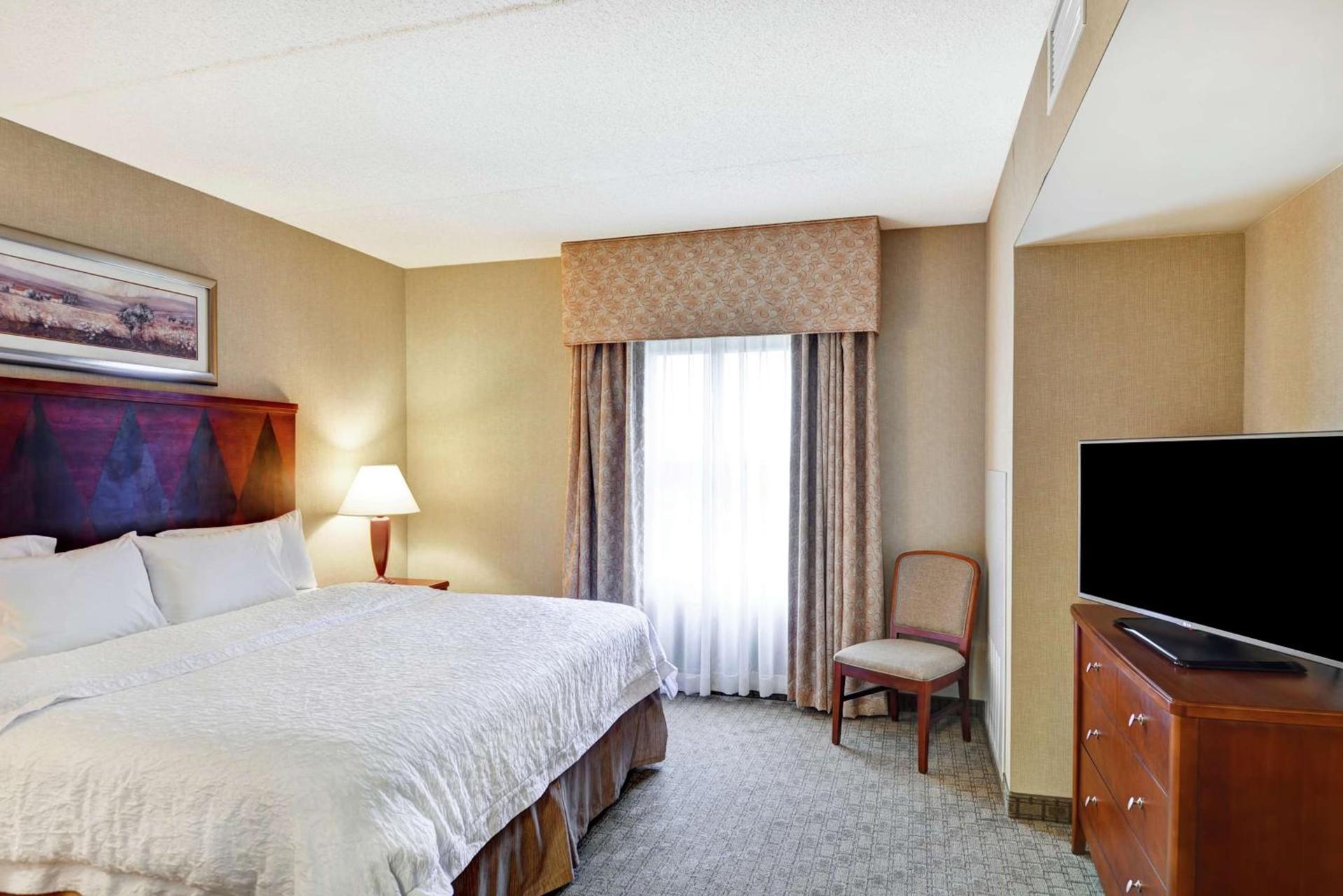 Hampton Inn Lewisburg photo 37