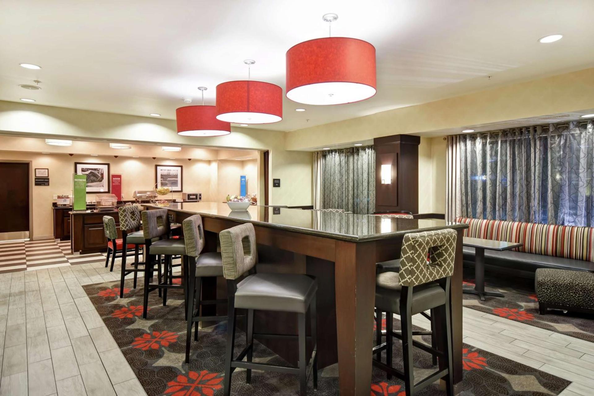 Hampton Inn Middletown photo 21
