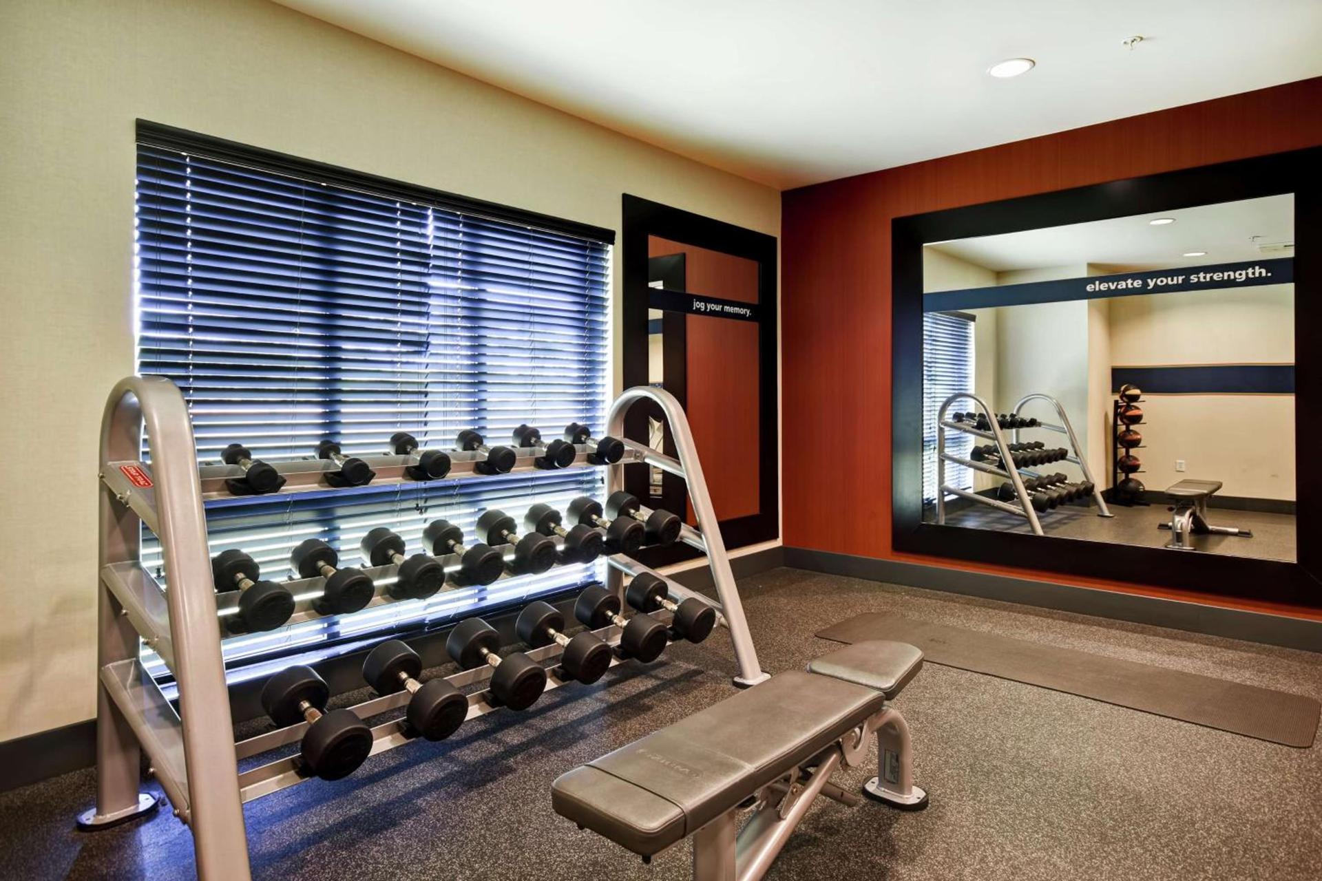 Hampton Inn Middletown photo 26