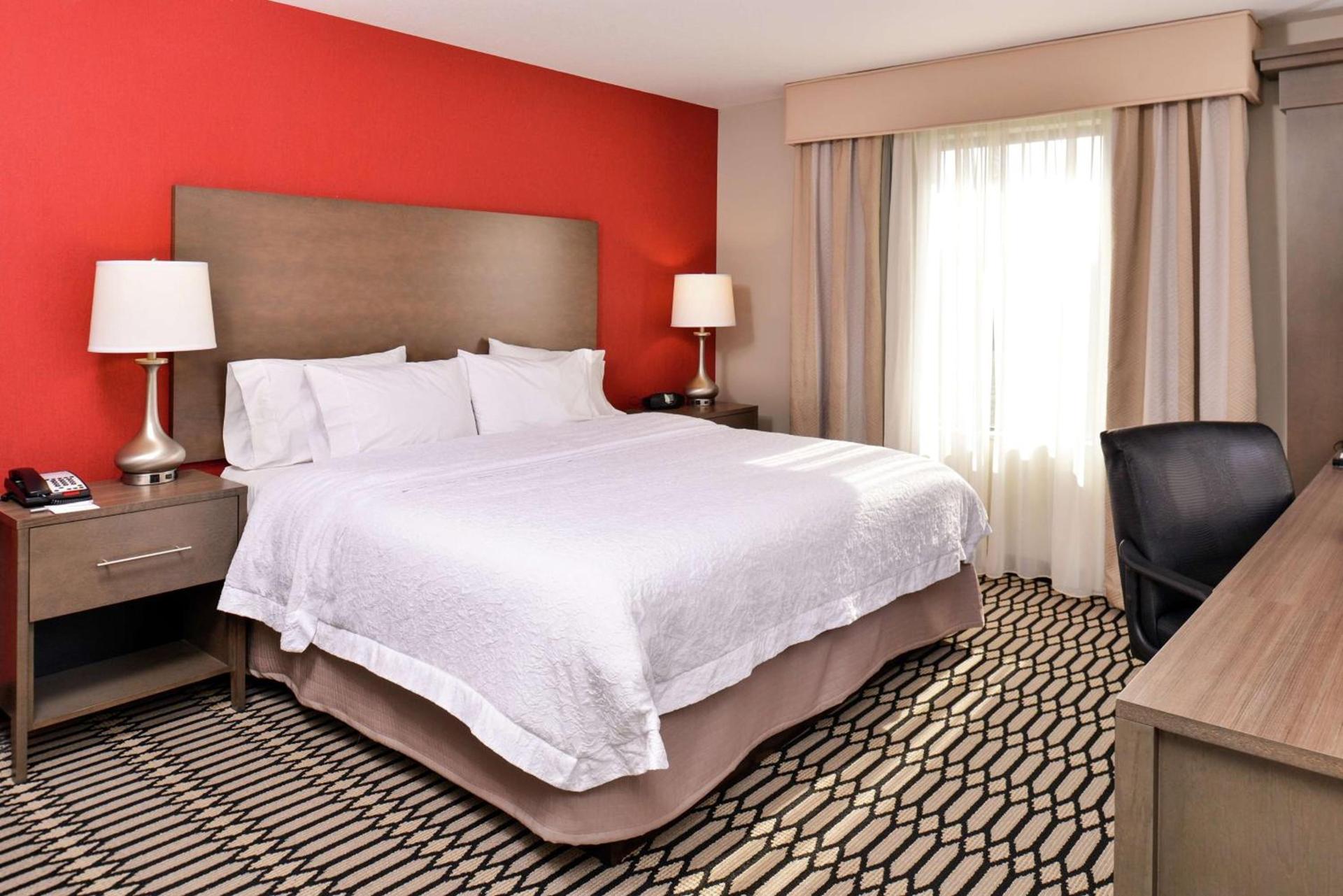 Hampton Inn Middletown photo 32