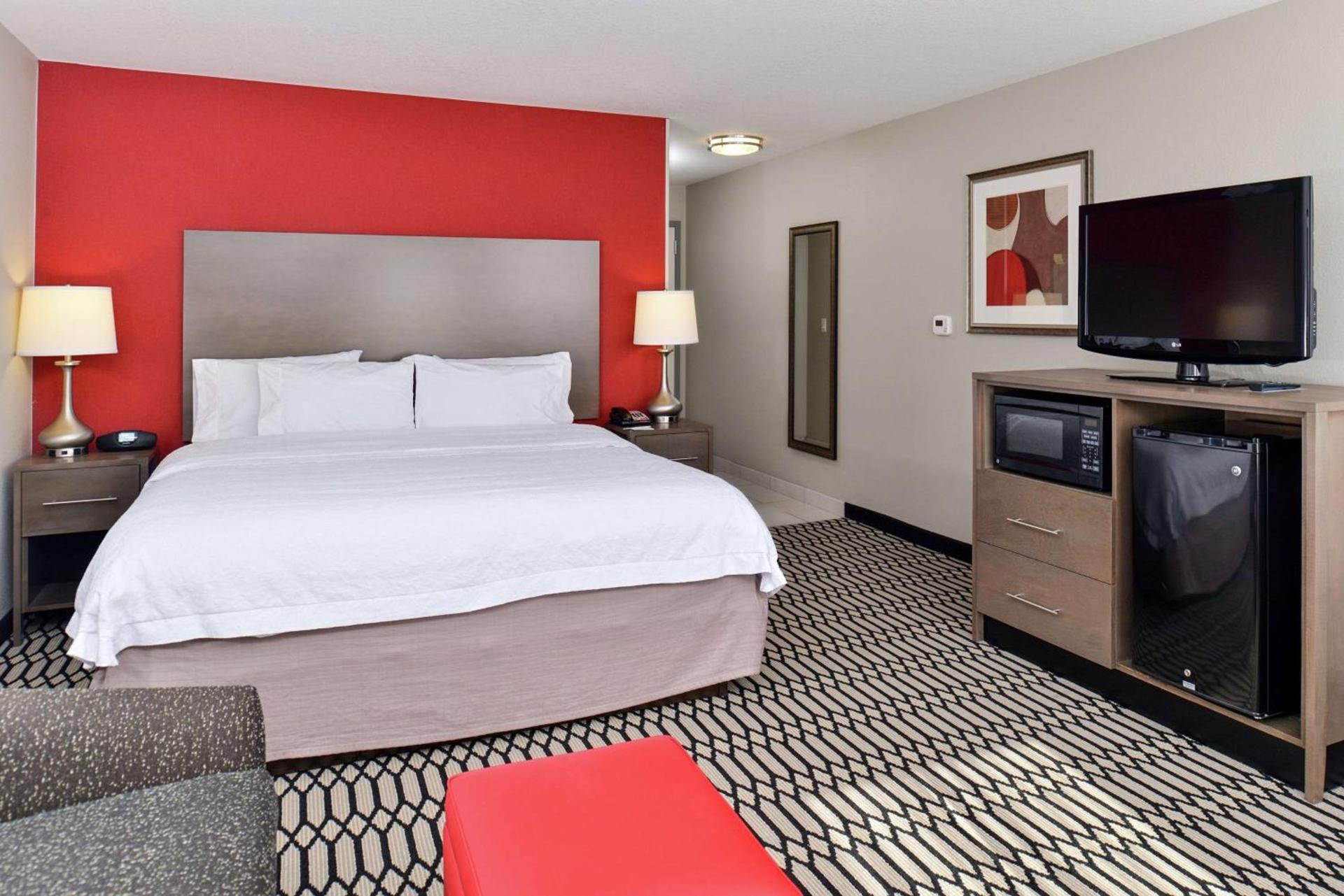Hampton Inn Middletown photo 36