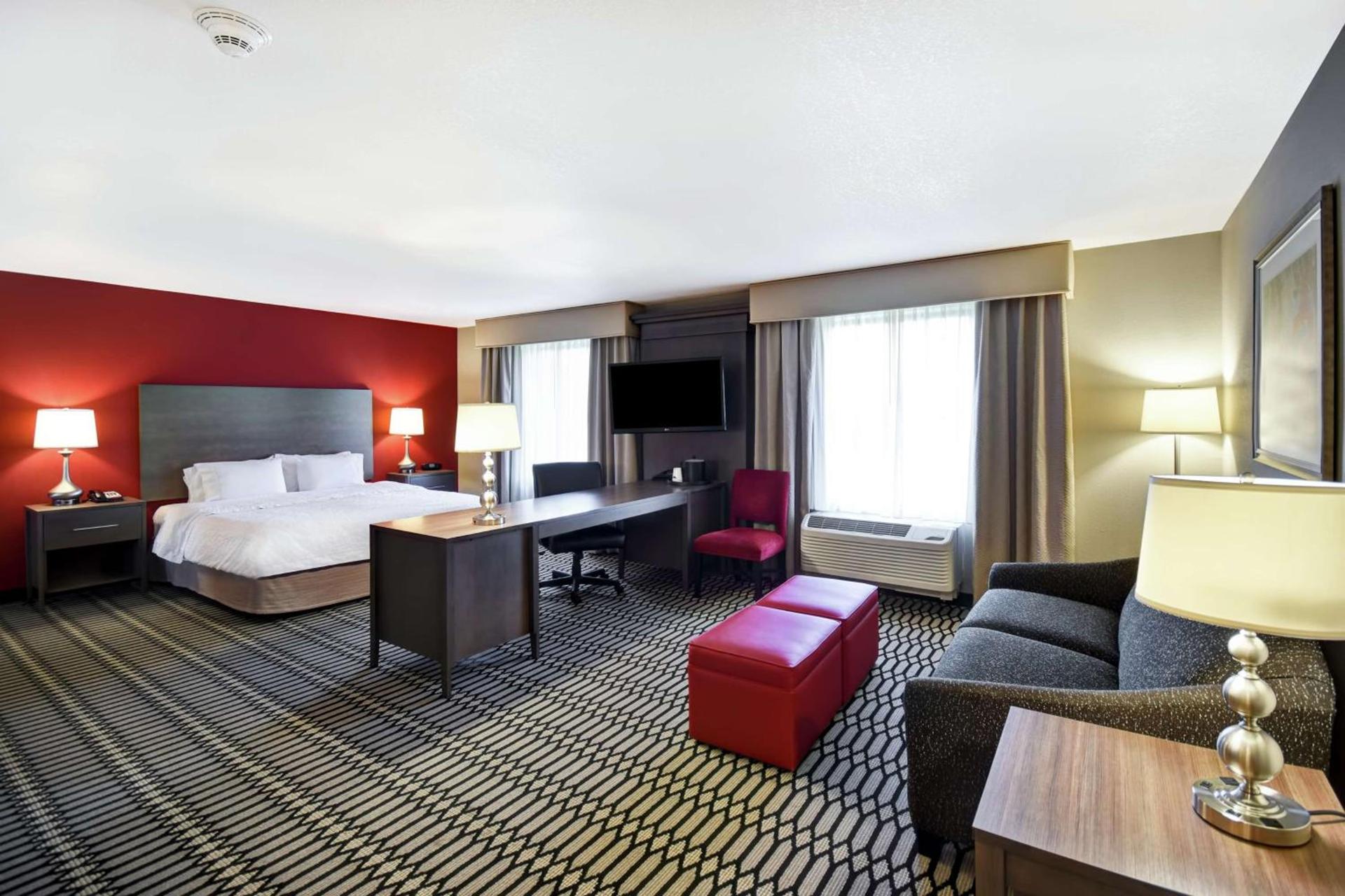 Hampton Inn Middletown photo 39