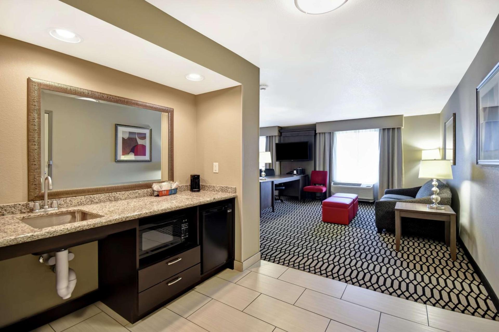 Hampton Inn Middletown photo 63