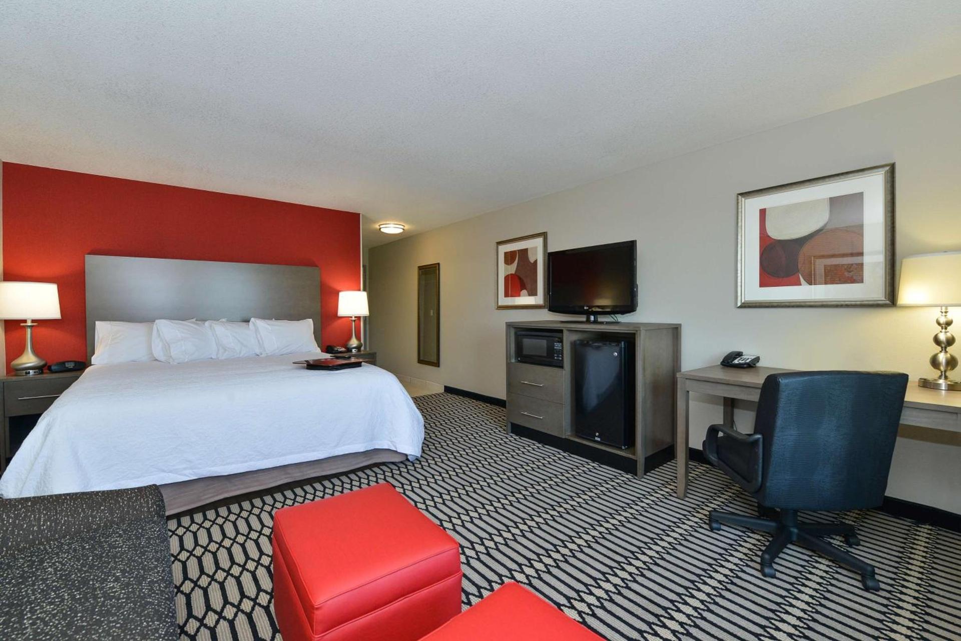 Hampton Inn Middletown photo 61