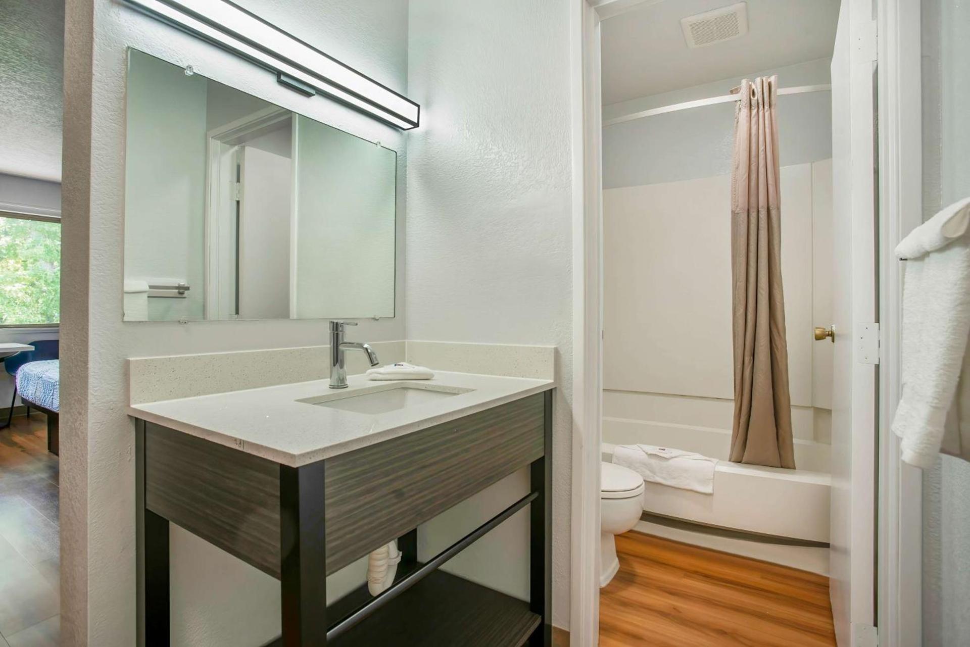 Motel 6-Gresham, OR - Portland photo 16