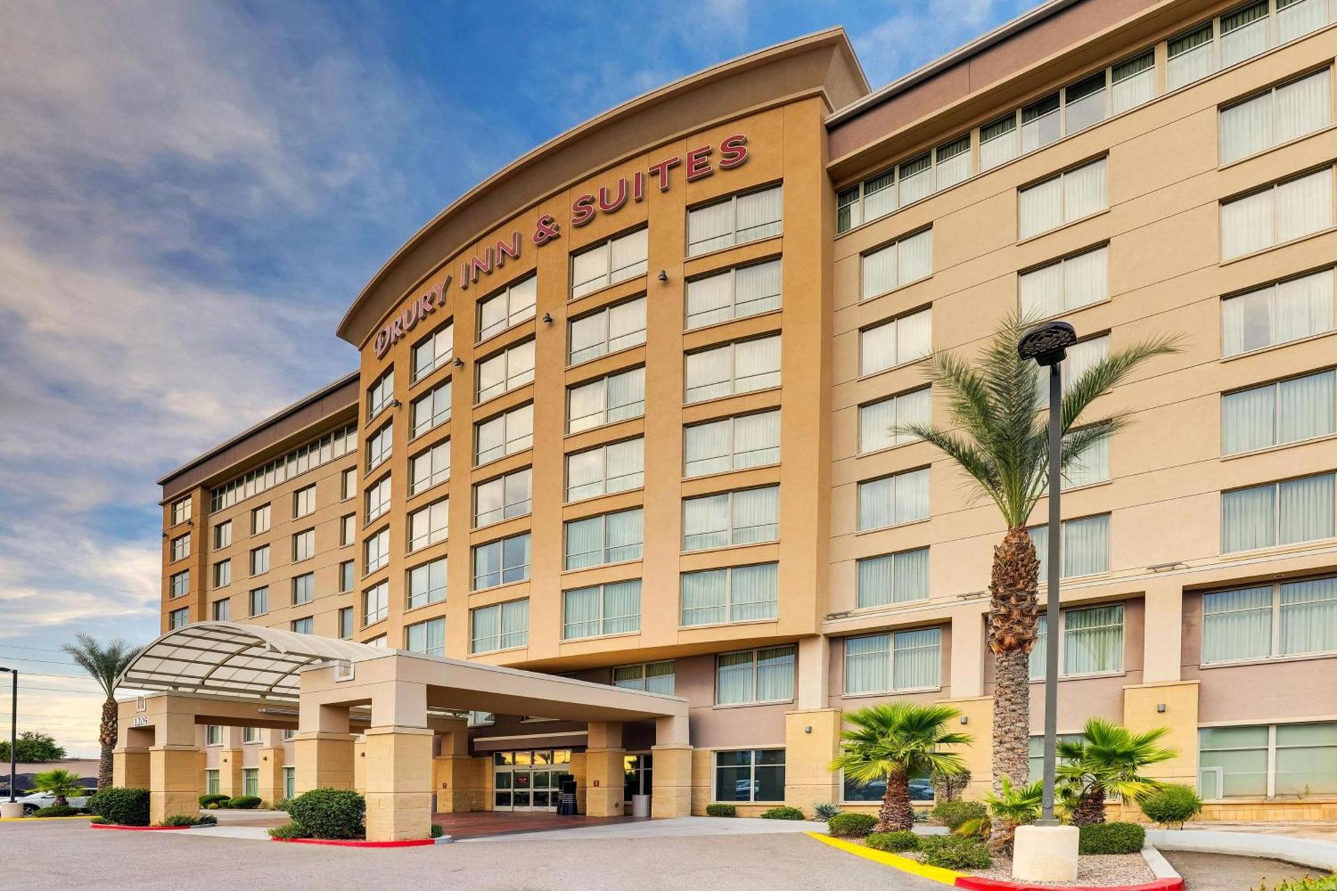 Drury Inn & Suites Phoenix Chandler Fashion Center — hotel in Chandler