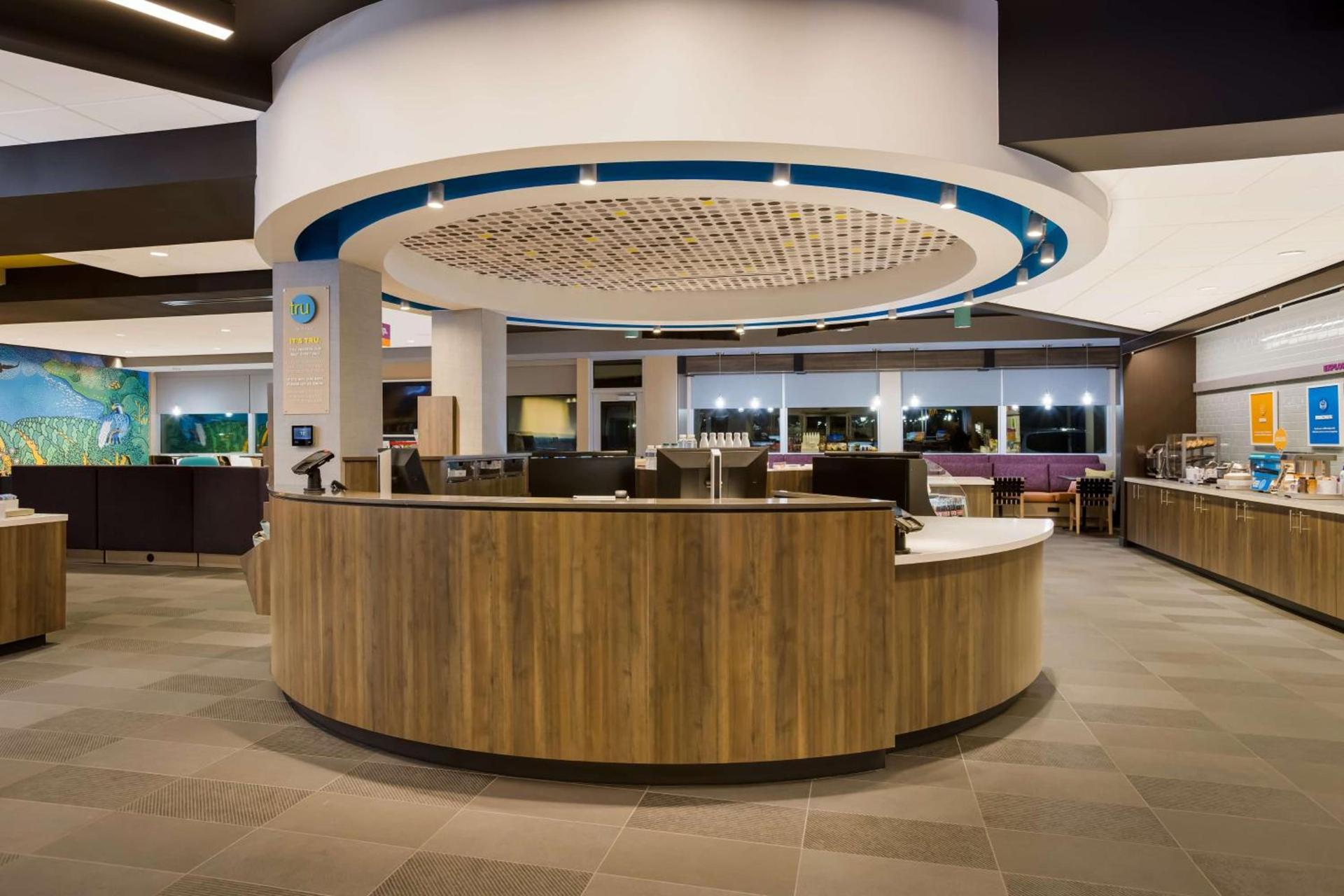 Tru By Hilton Traverse City photo 6