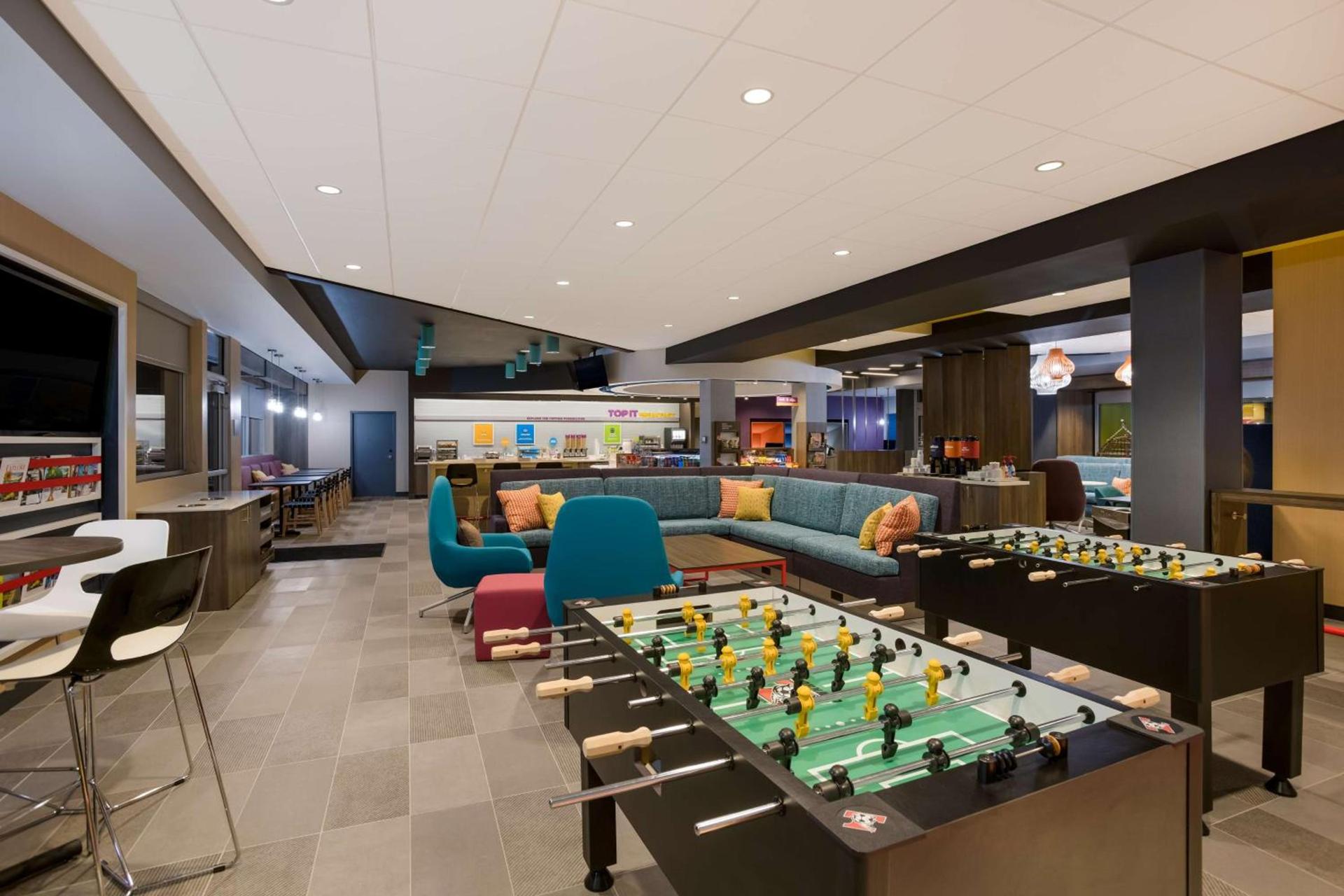 Tru By Hilton Traverse City photo 12