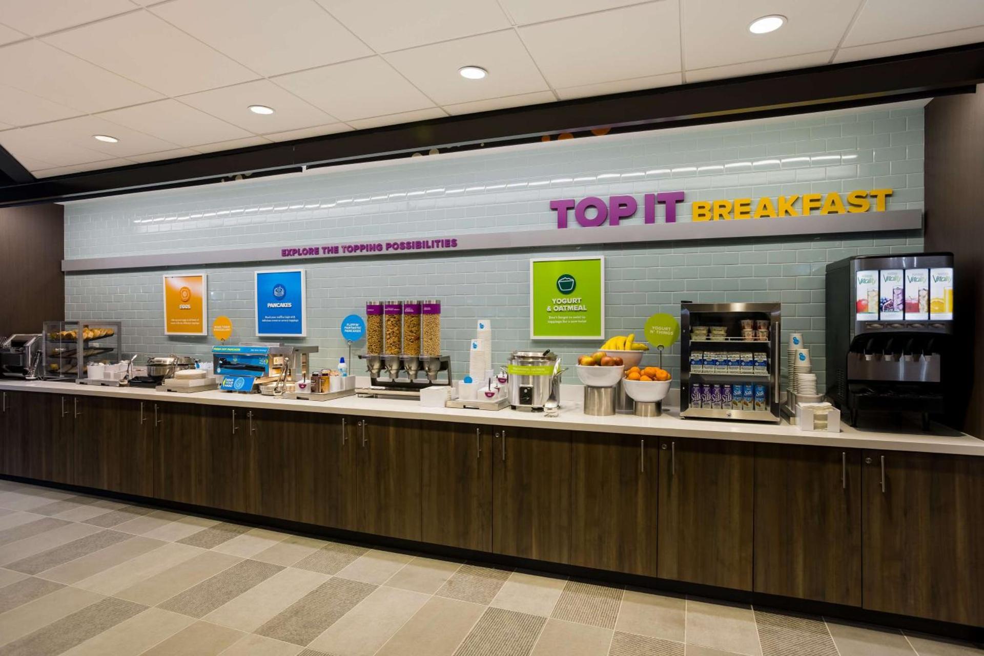 Tru By Hilton Traverse City photo 15