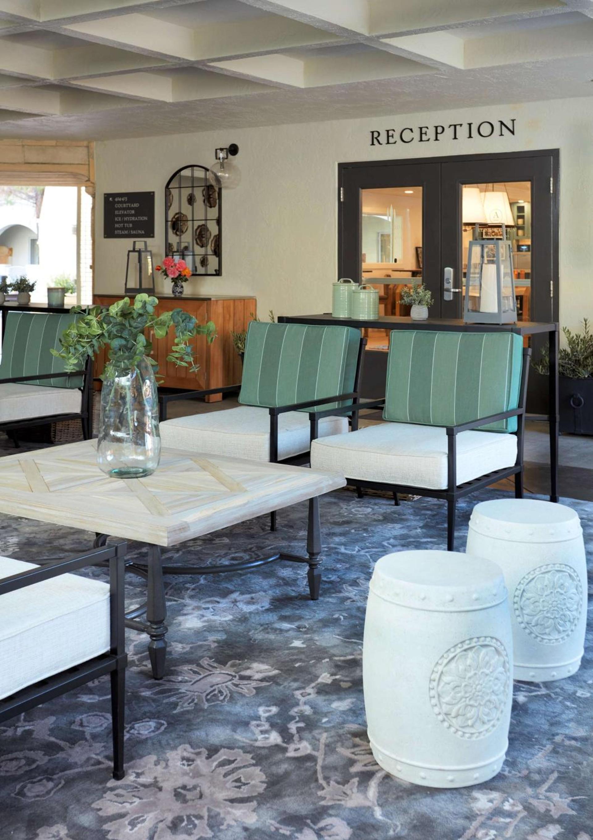 The Lodge at Healdsburg, Tapestry Collection by Hilton photo 2