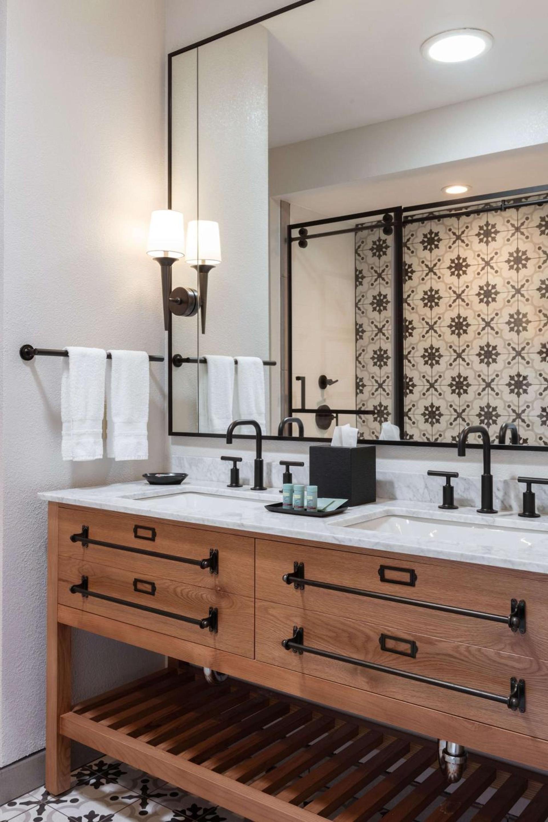 The Lodge at Healdsburg, Tapestry Collection by Hilton photo 19