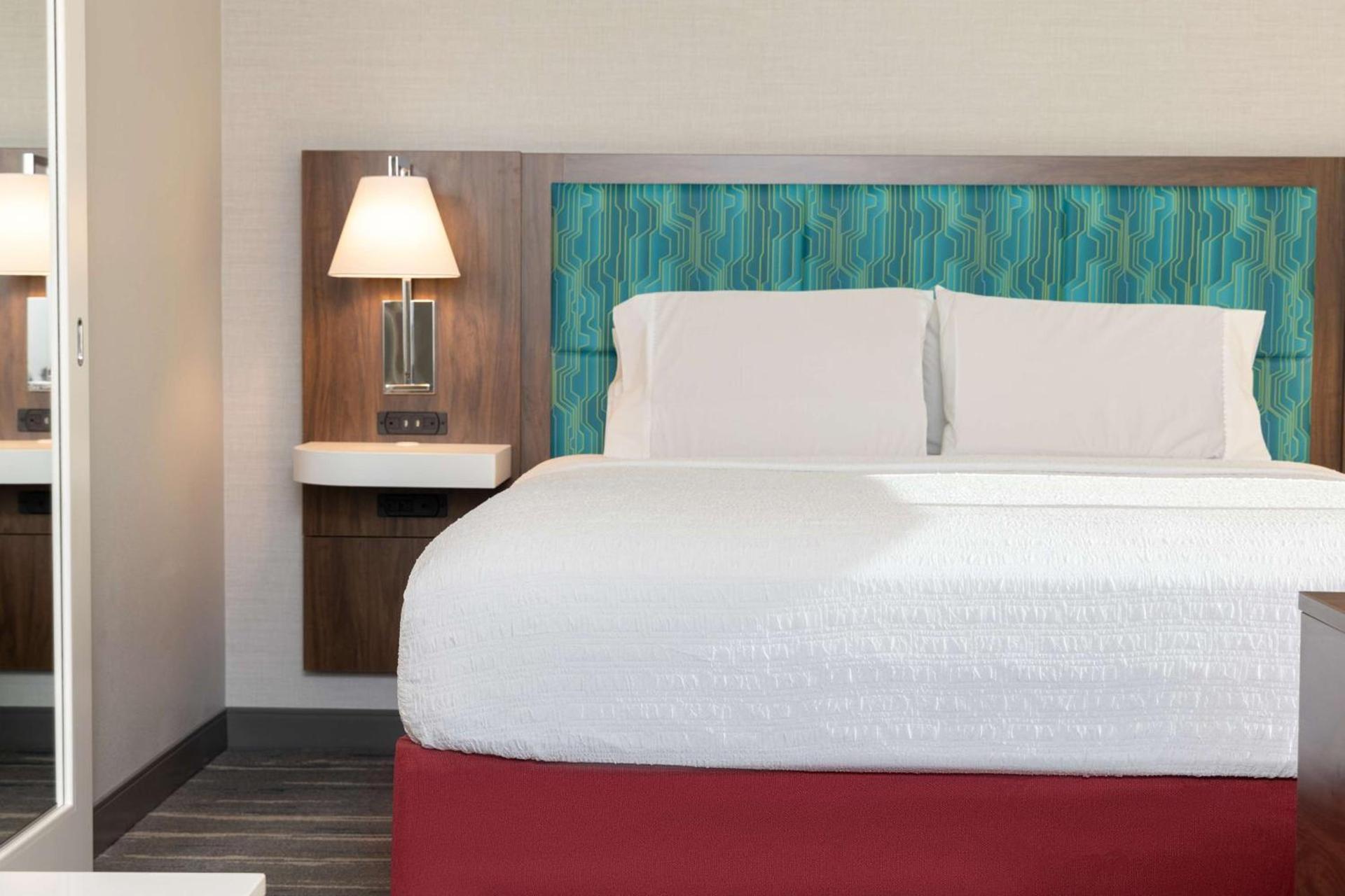 Hampton Inn & Suites Santa Rosa Sonoma Wine Country photo 26