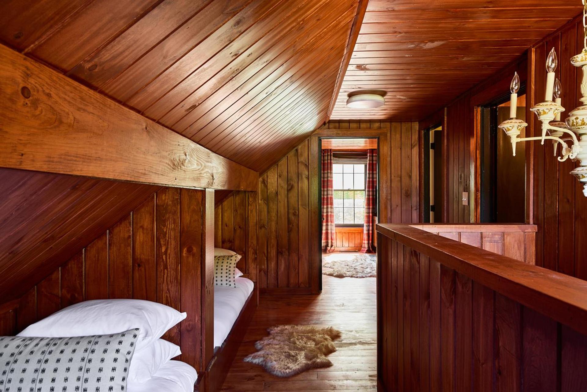 Bluebird Cady Hill Lodge photo 38