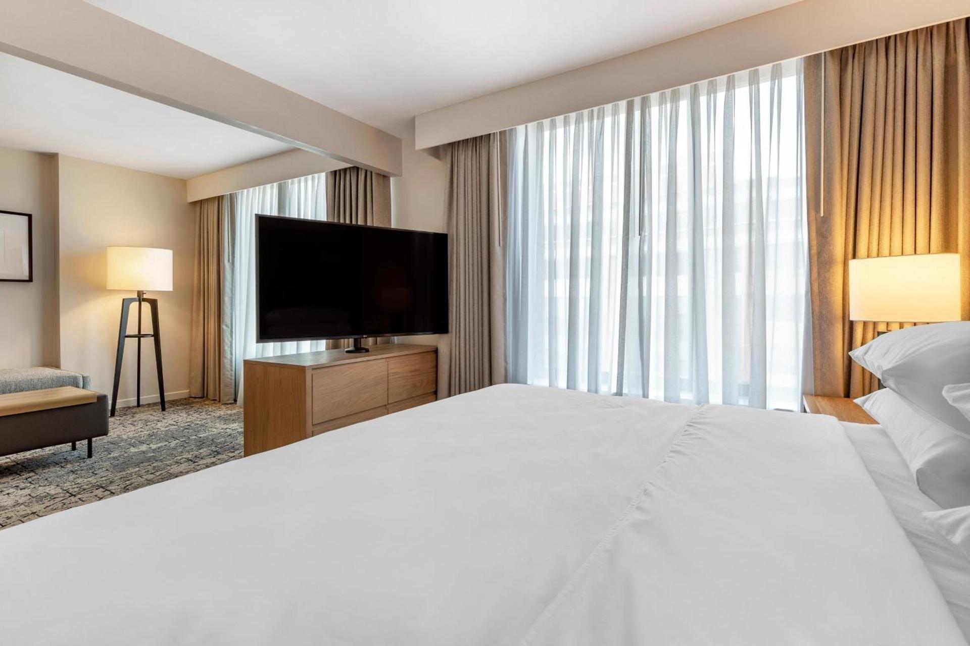 Sheraton Suites Old Town Alexandria photo 22