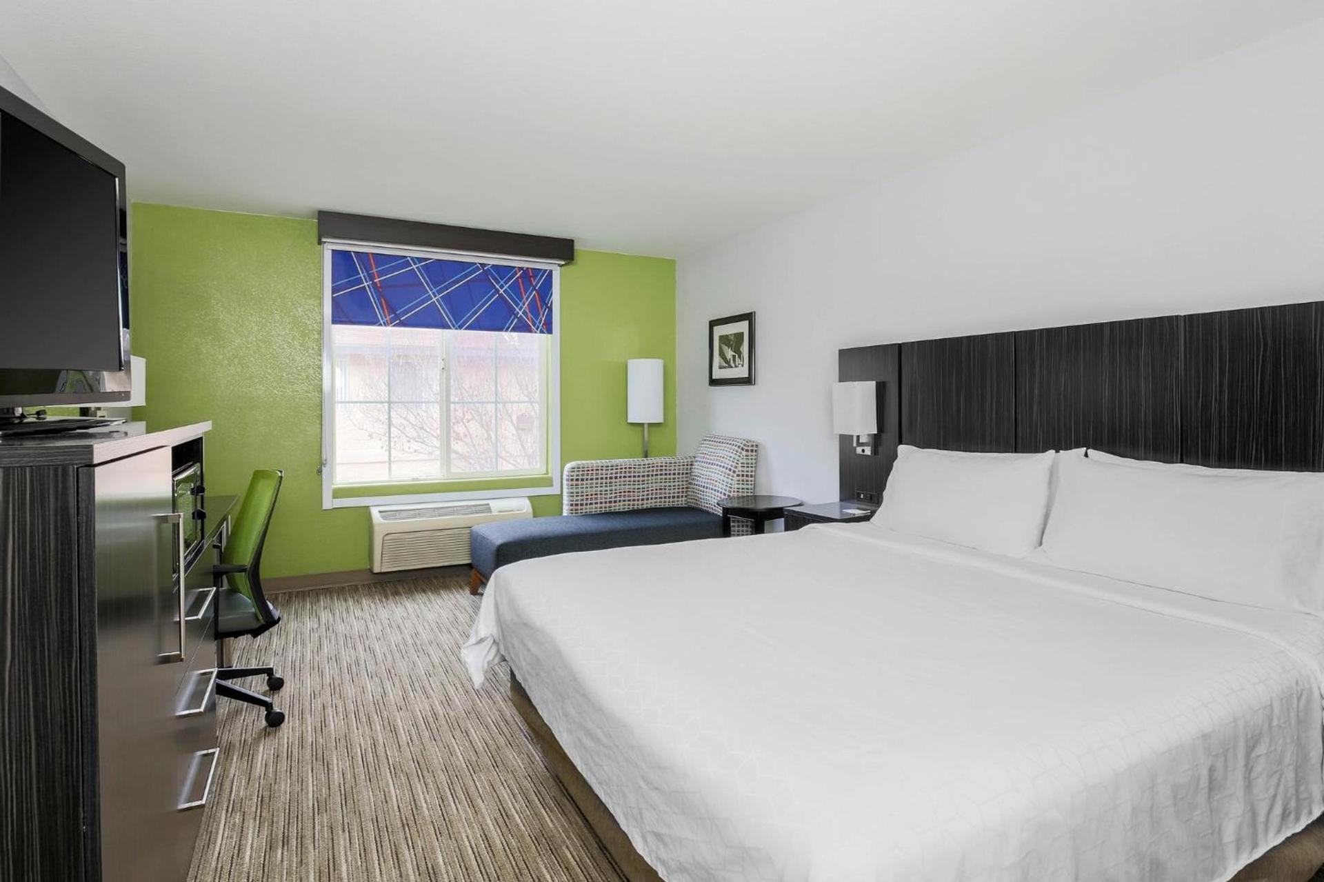 Holiday Inn Express Lancaster by IHG photo 29