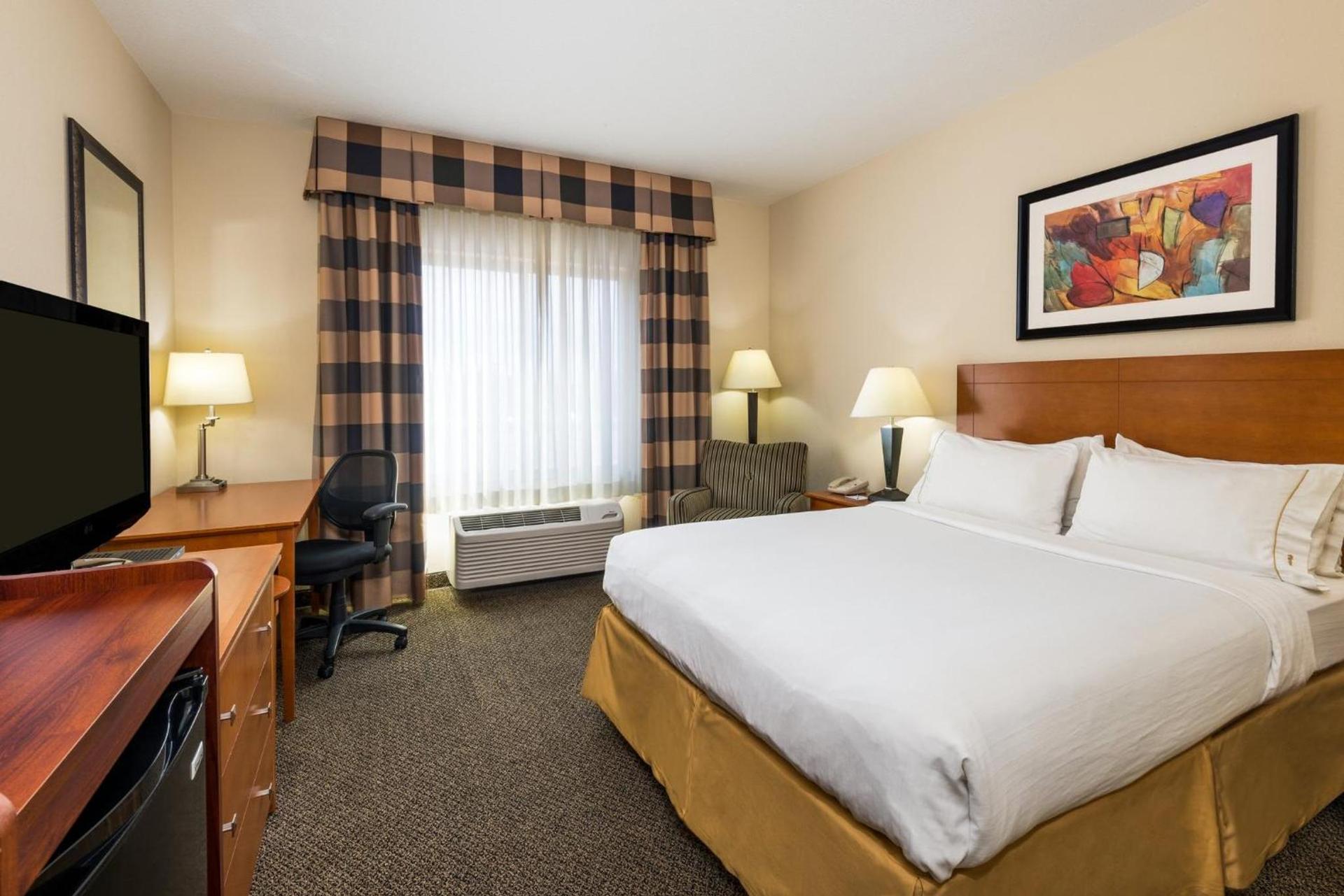 Holiday Inn Express Hotel Vernal by IHG photo 31