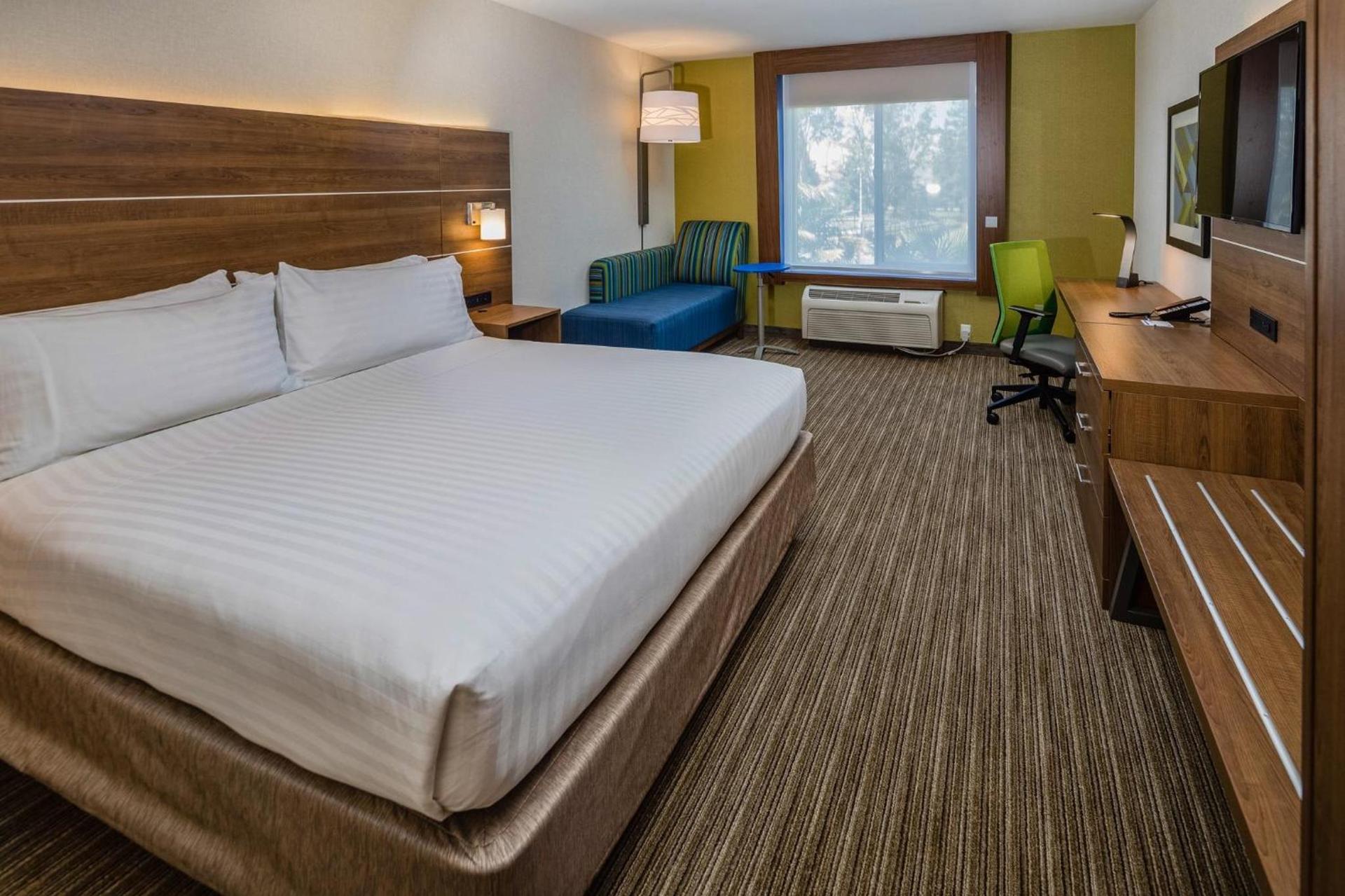 Holiday Inn Express Hotel & Suites Modesto-Salida by IHG photo 43