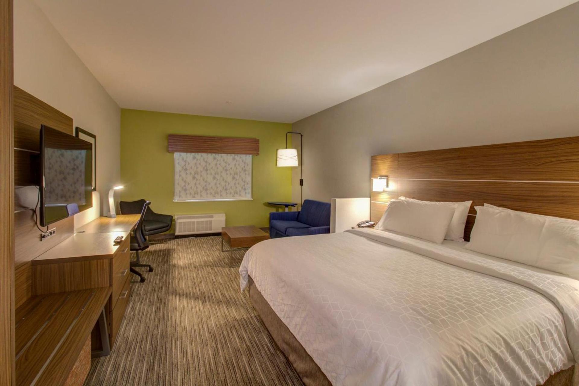 Holiday Inn Express - Fort Walton Beach Central by IHG photo 25