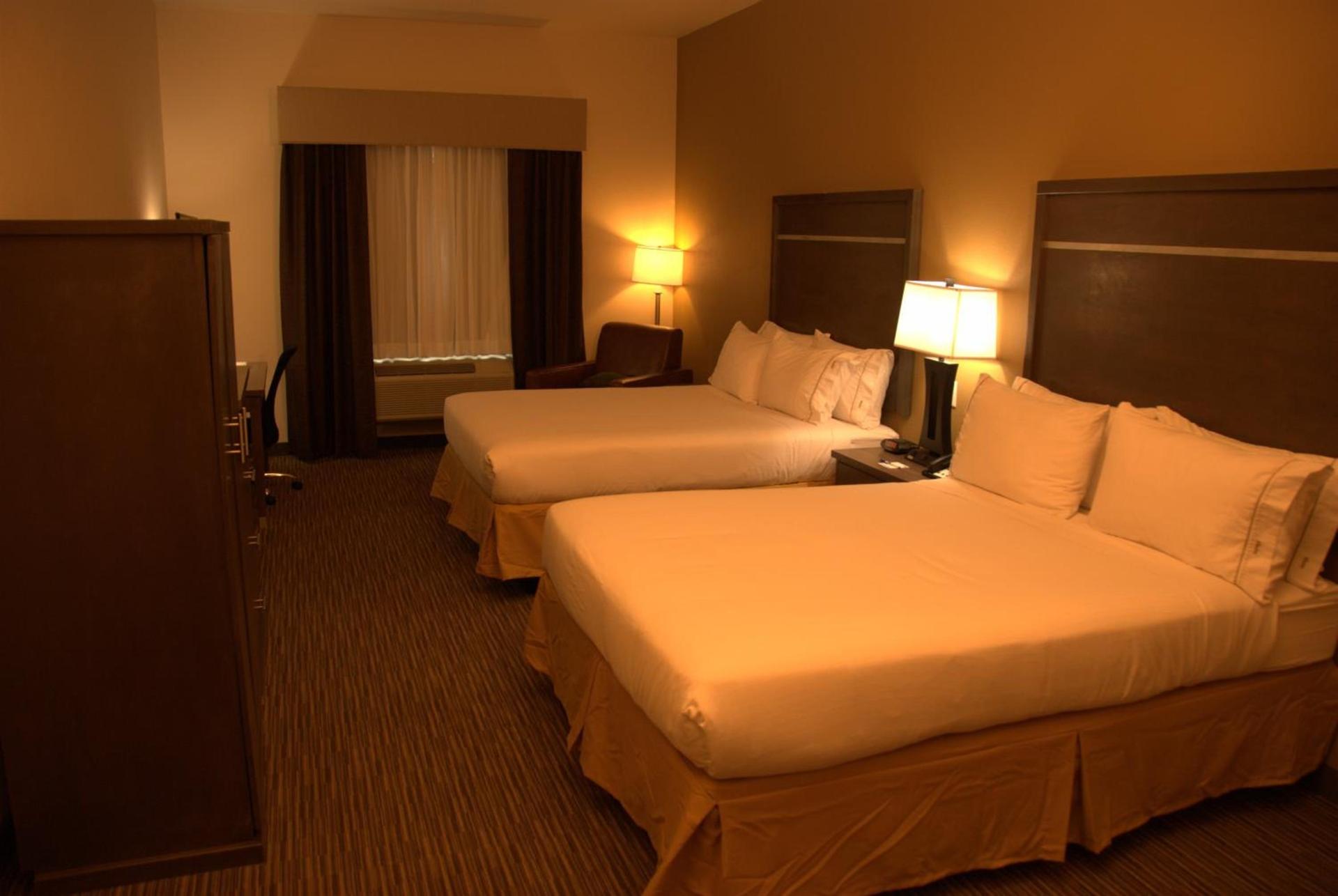 Holiday Inn Express & Suites Globe by IHG photo 72