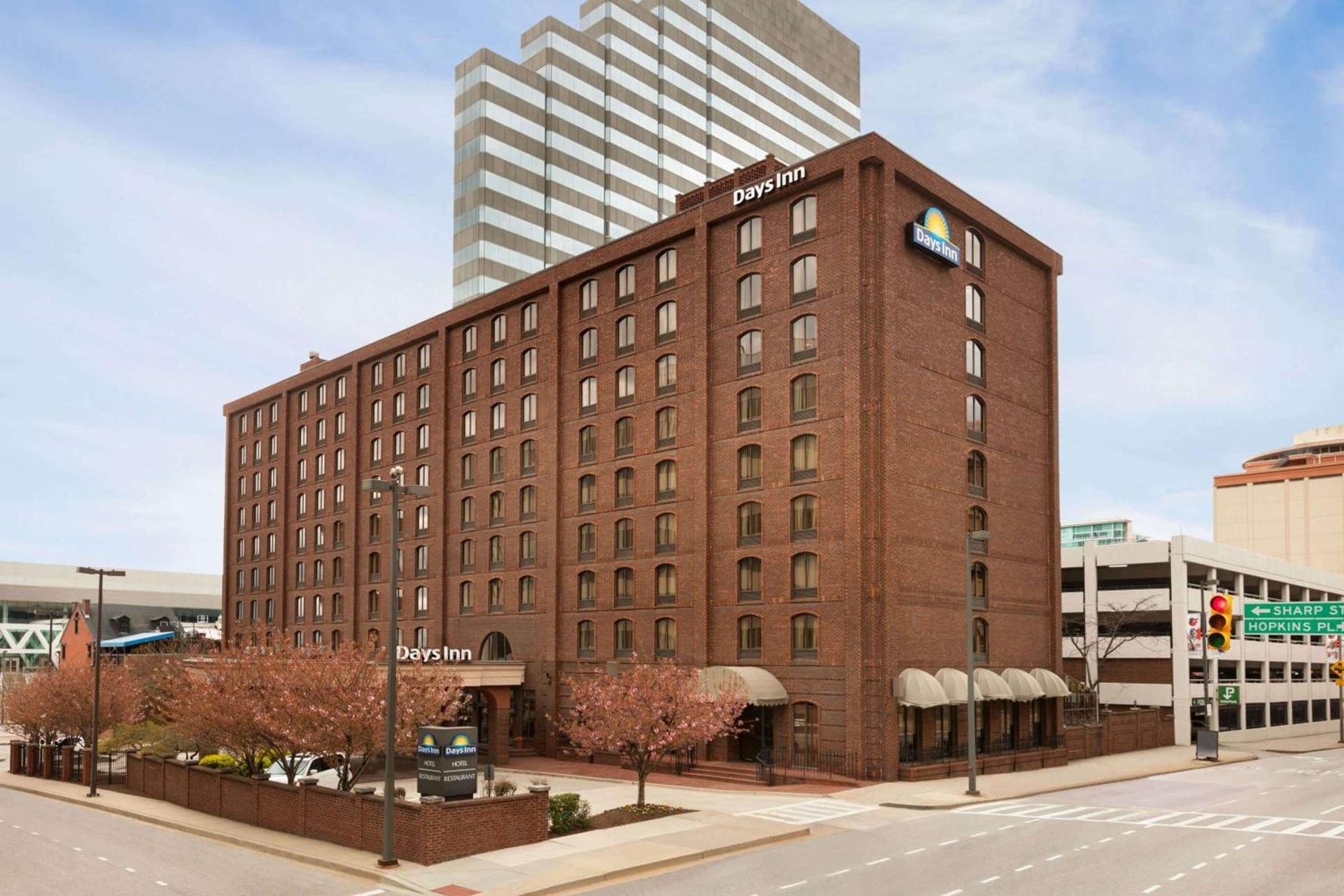Days Inn by Wyndham Baltimore Inner Harbor photo 2