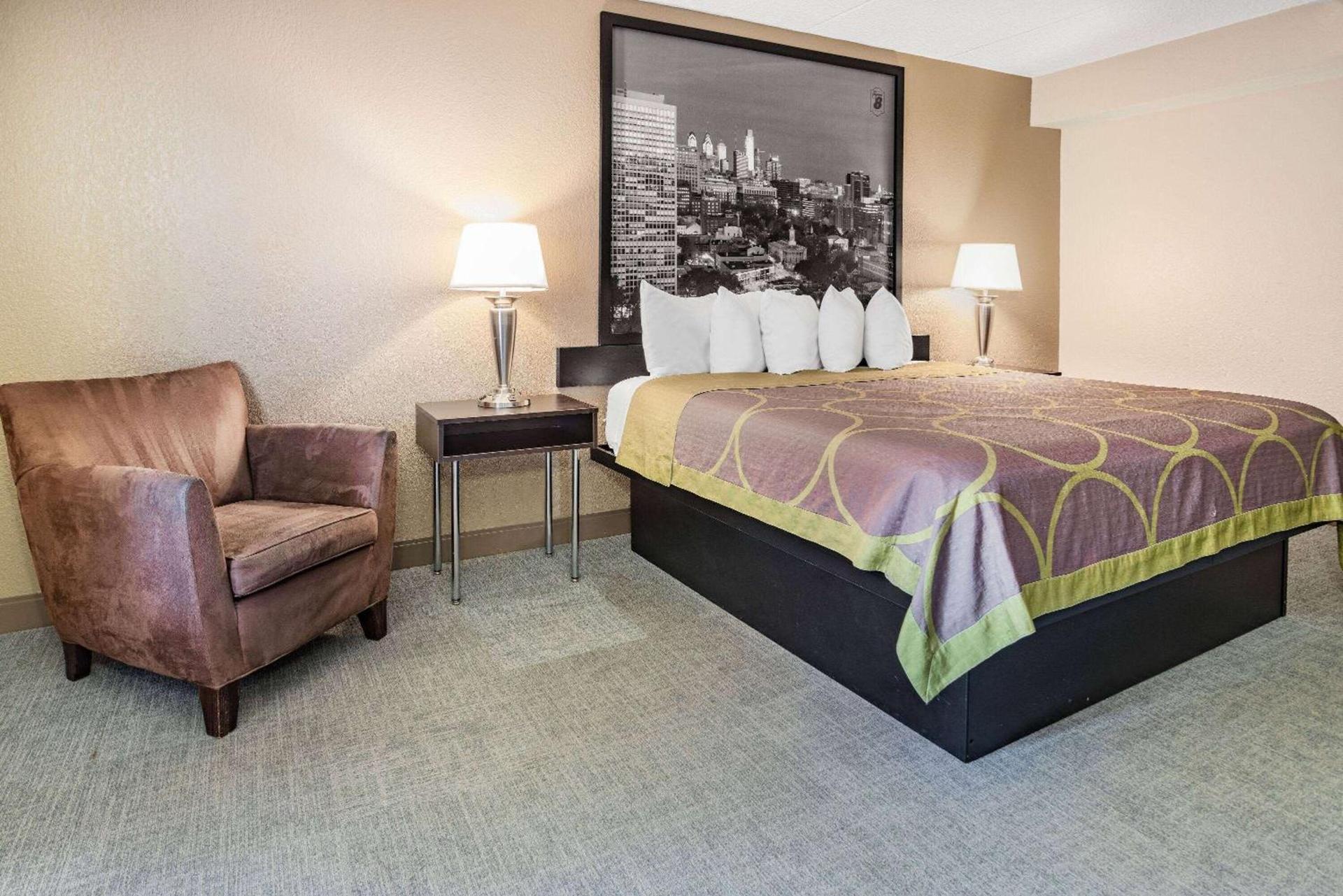 Super 8 by Wyndham Mount Laurel photo 20