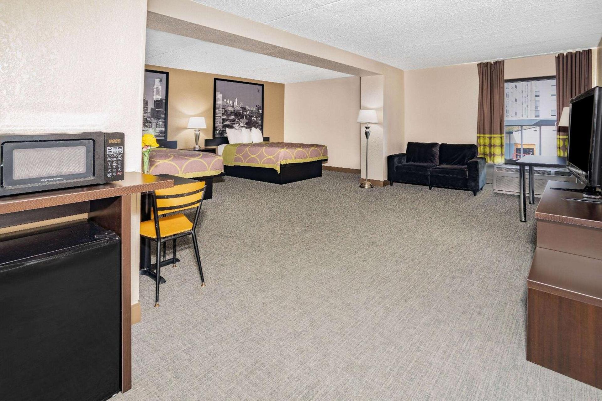 Super 8 by Wyndham Mount Laurel photo 24