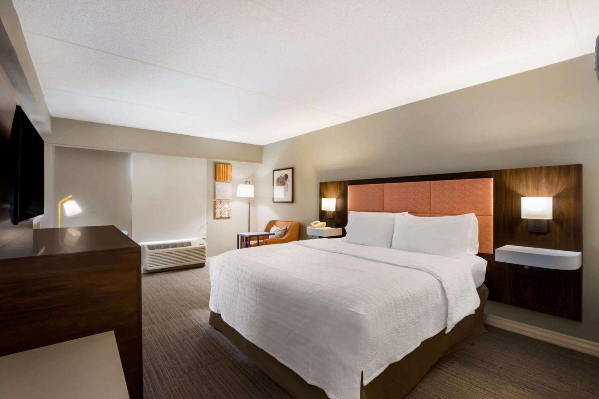 Hampton Inn Philadelphia/Willow Grove photo 14