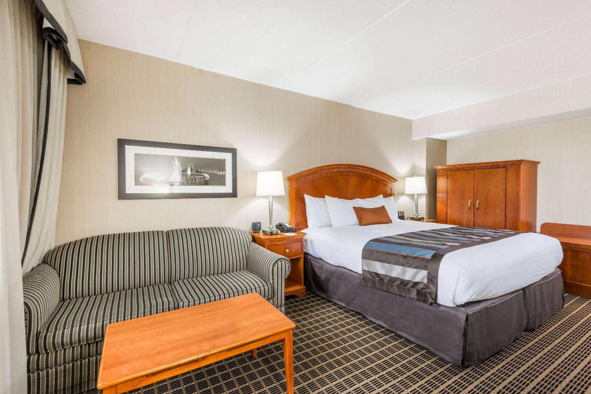 Wingate by Wyndham Springfield photo 5