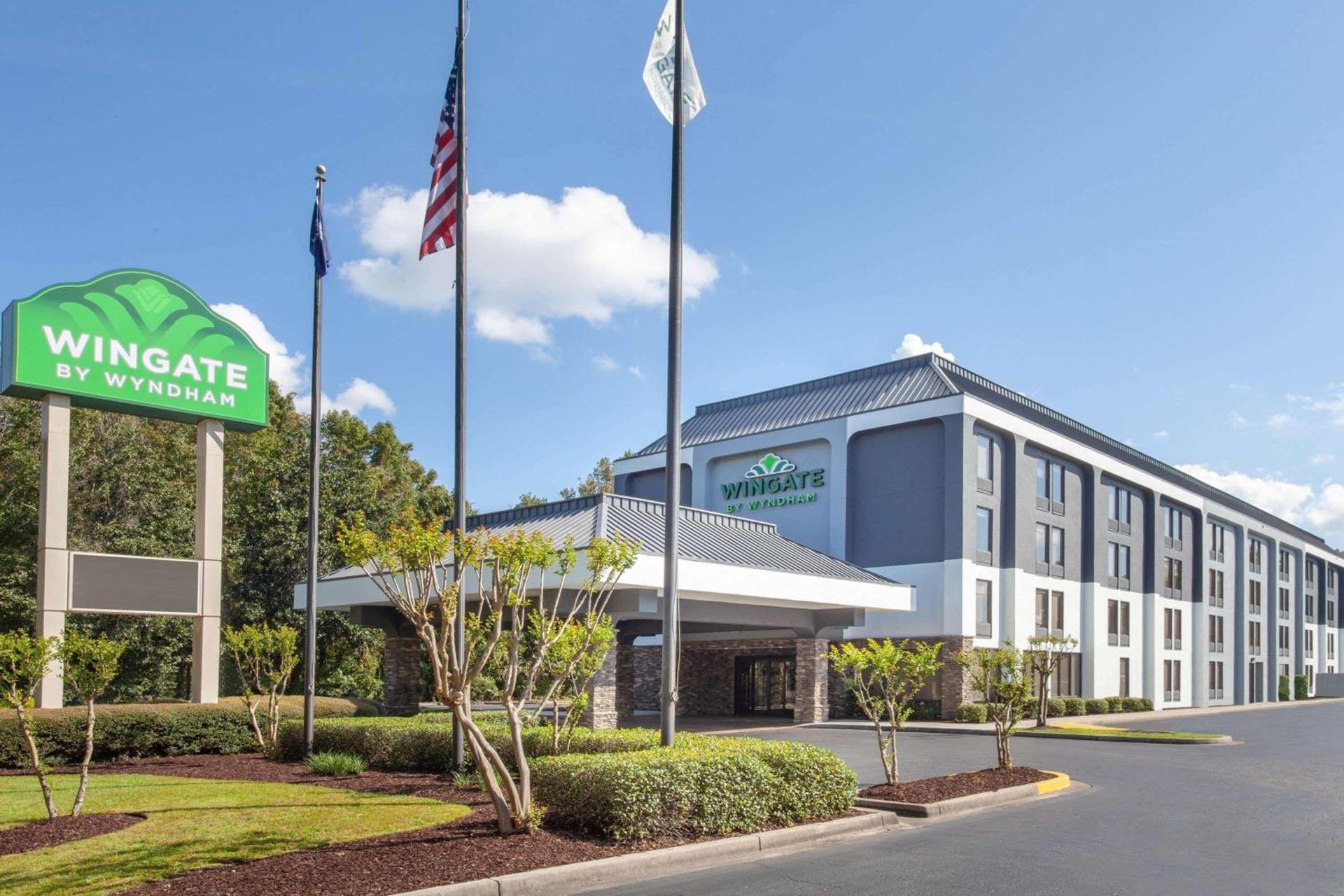 Wingate by Wyndham Charleston Coliseum — hotel in Charleston