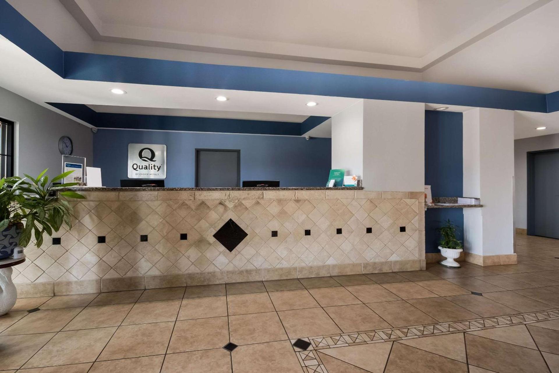 Quality Inn & Suites Oklahoma City North photo 4