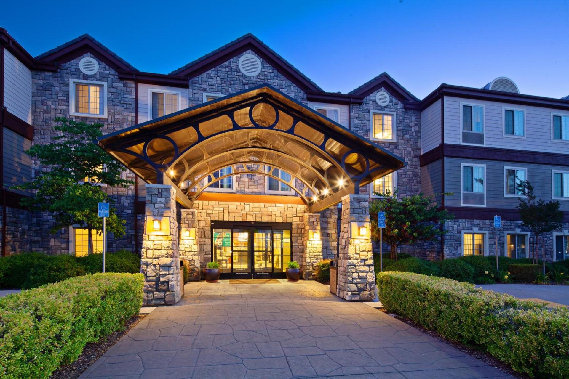 Staybridge Suites Fairfield Napa Valley Area by IHG photo 66